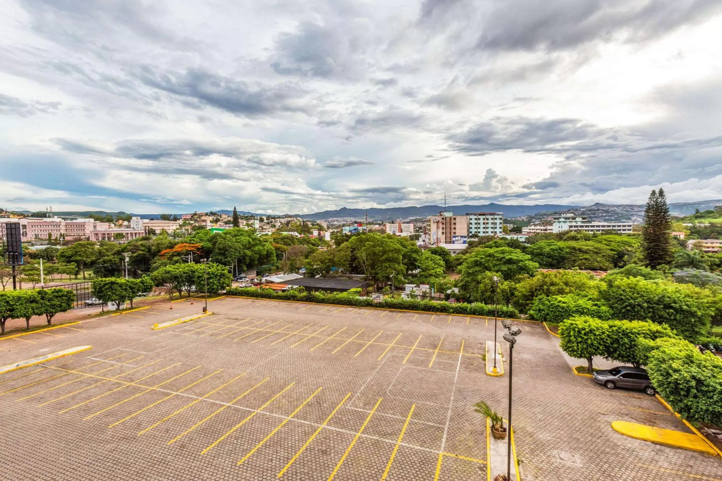 Property building in Clarion Hotel Real Tegucigalpa