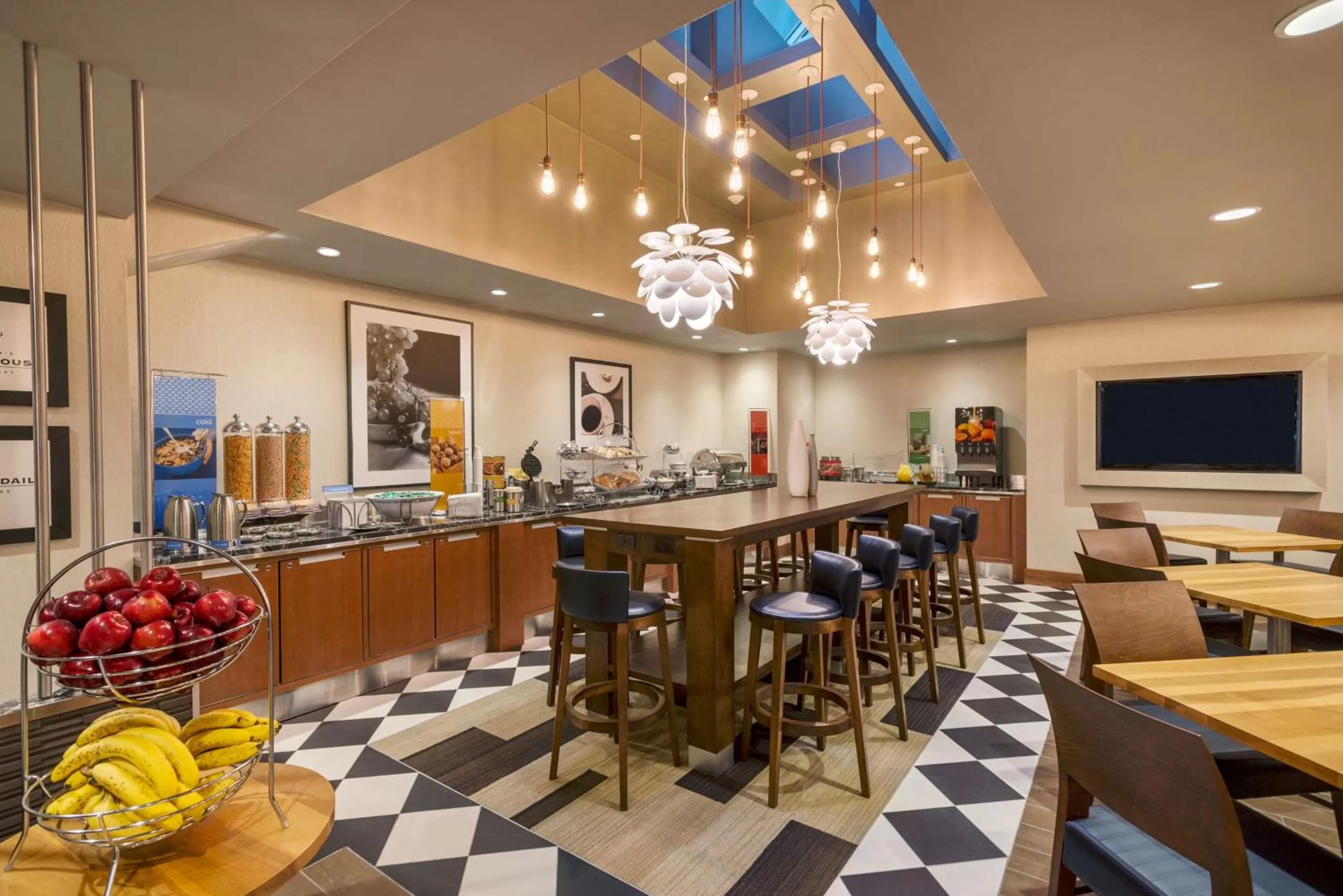 Breakfast in Hampton Inn Manhattan/Downtown- Financial District