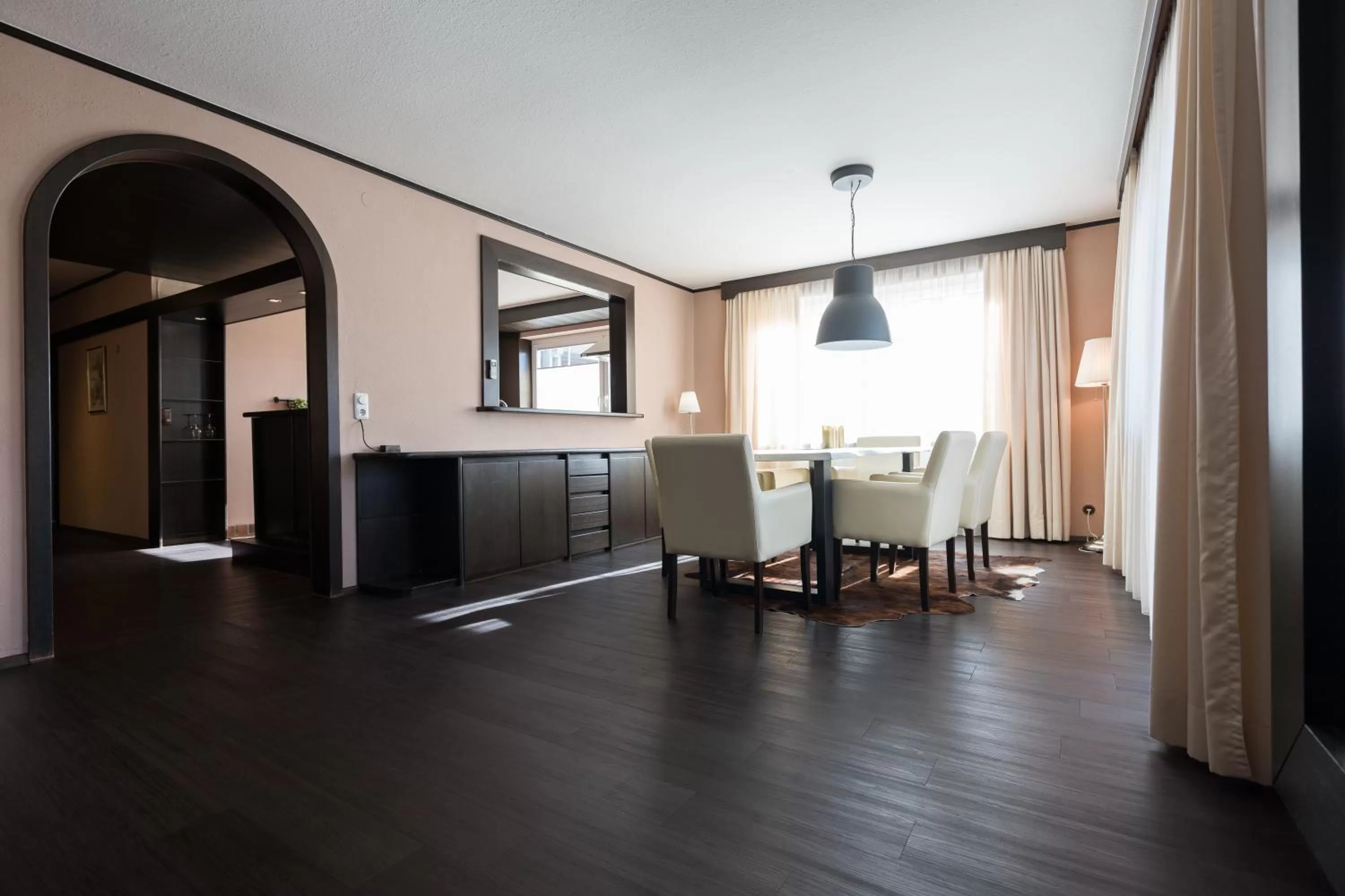Dining area in Hotel Salzburg