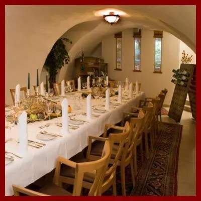 Restaurant/places to eat in Waldhotel Nachtigall