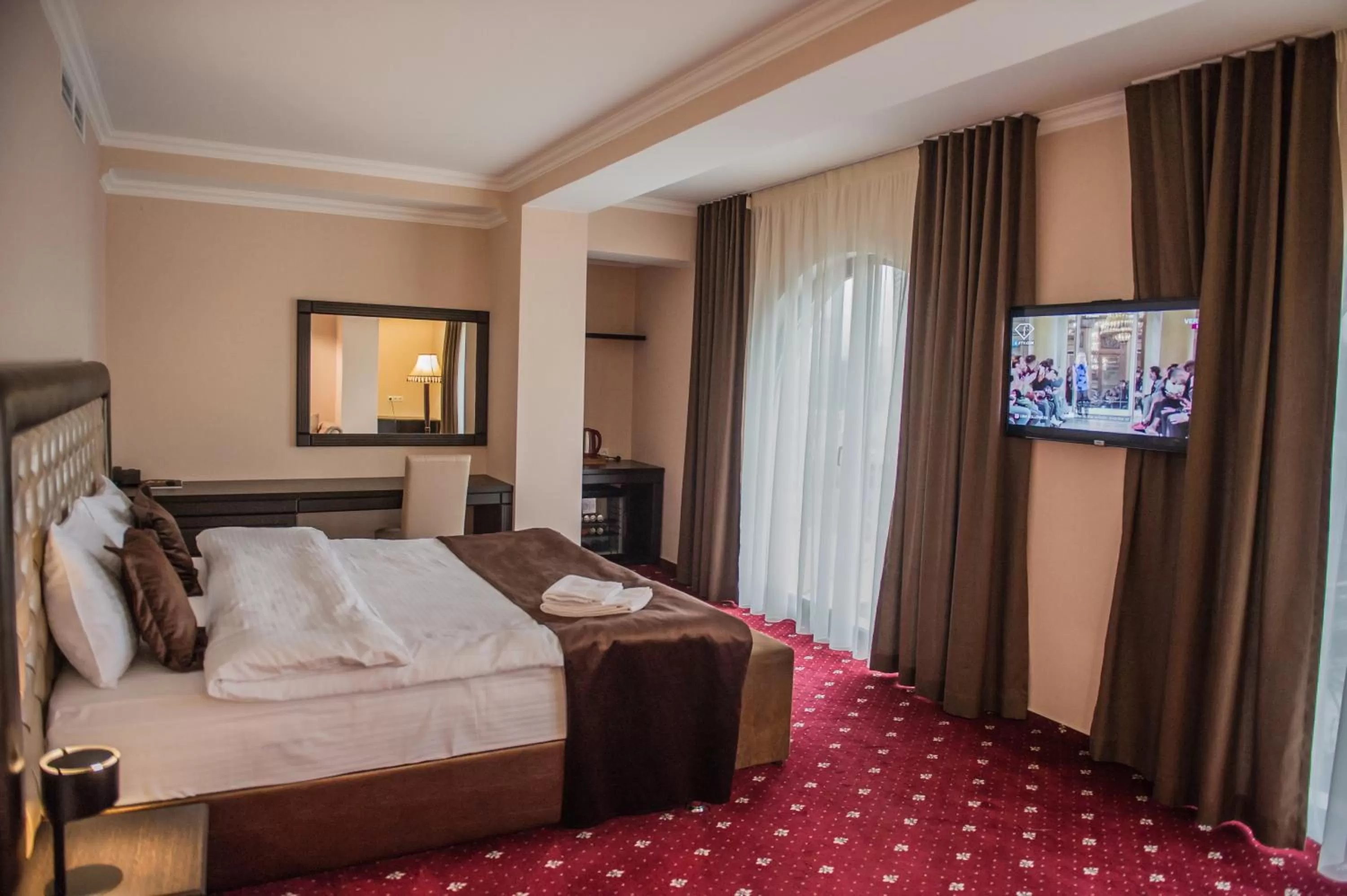 Bedroom, Bed in Bernardazzi Grand Hotel