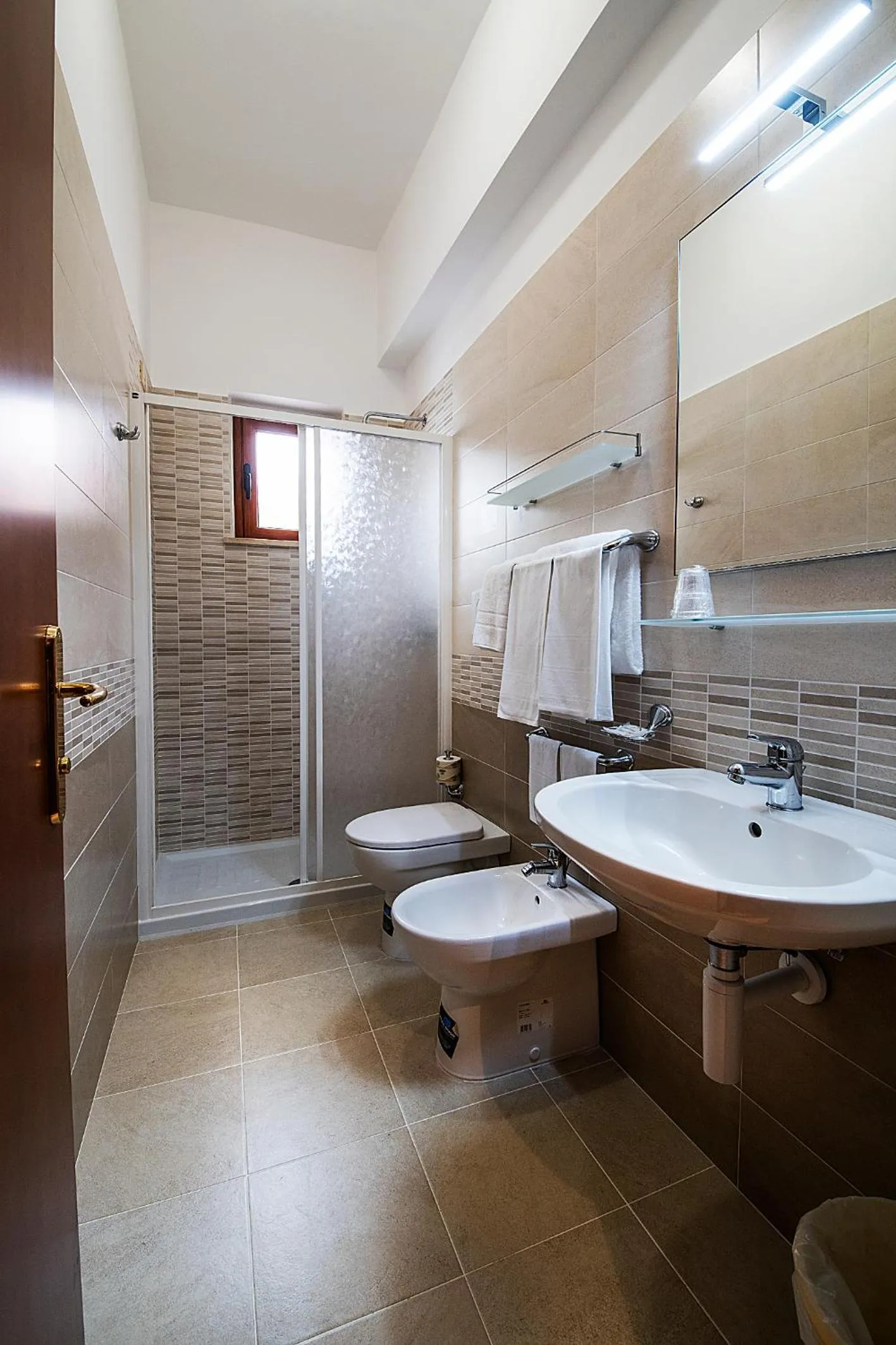 Shower in Il Nocchiero City Hotel