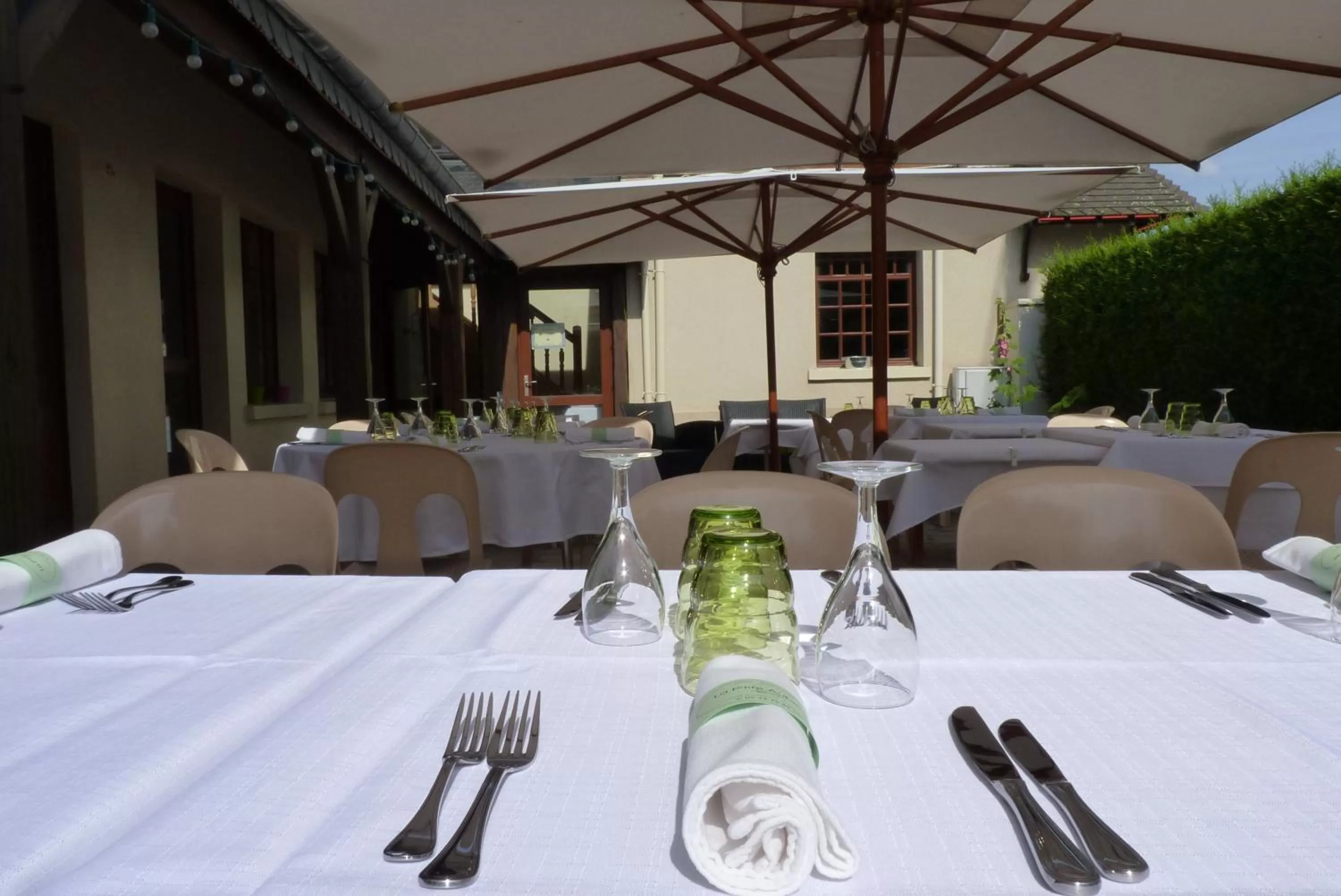 Restaurant/places to eat in Hôtel-Restaurant La P'tite Auberge