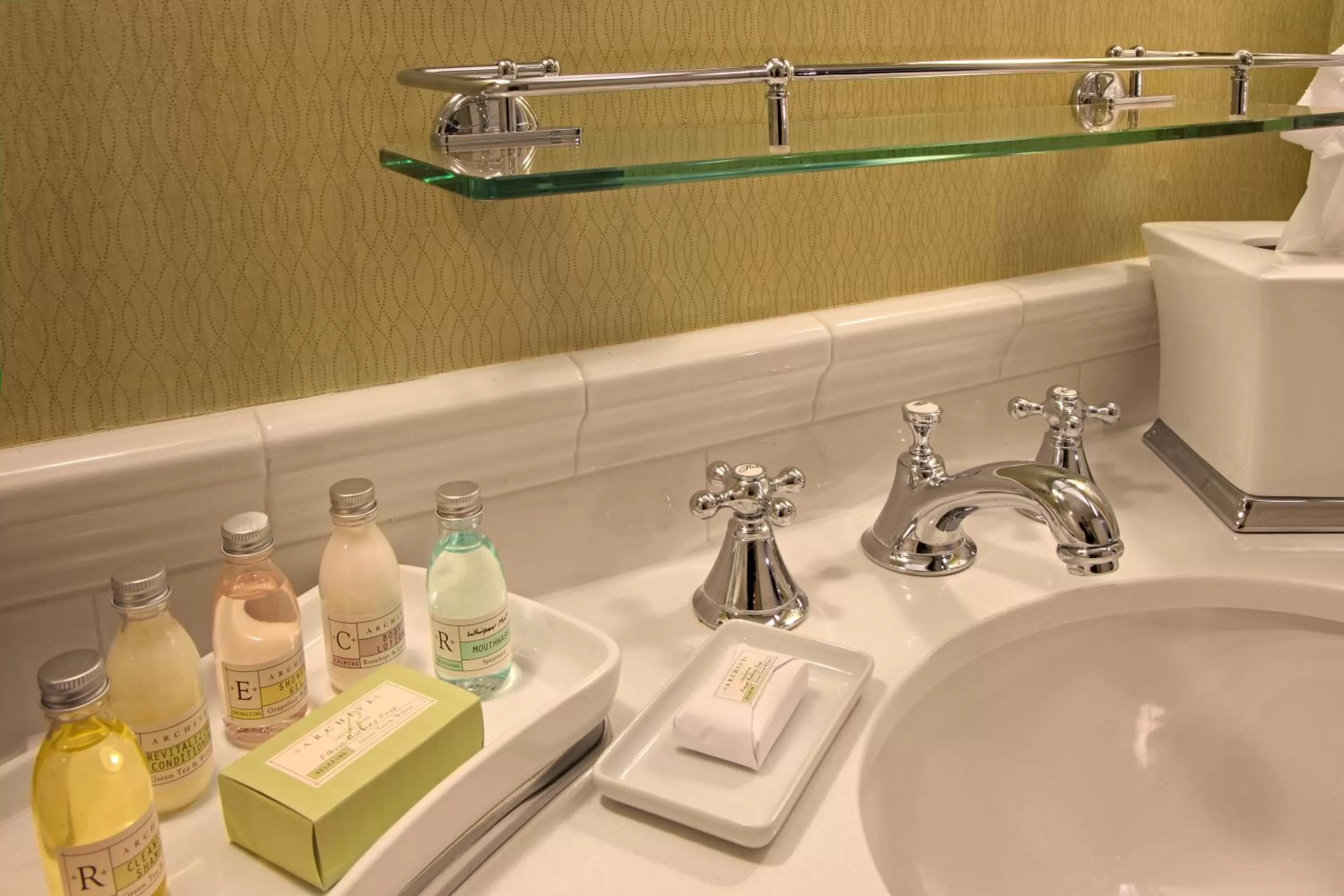 Bathroom in Inn on Boltwood