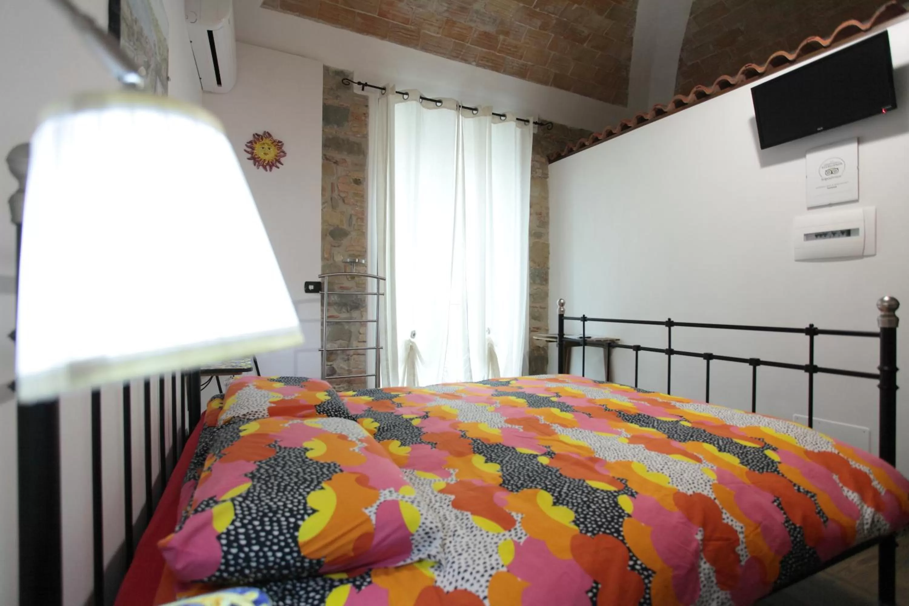 Bed in Aurora Bed and Breakfast