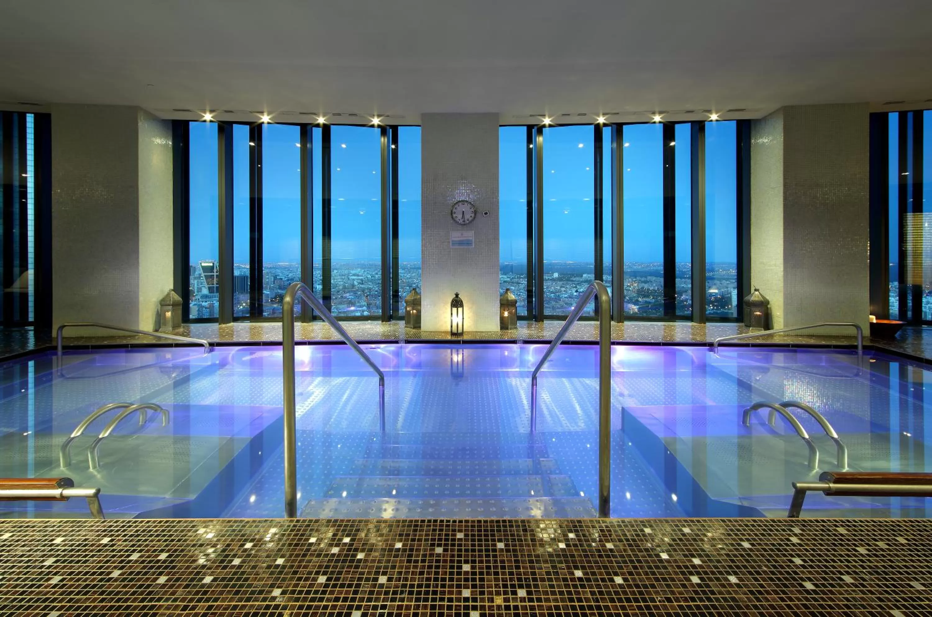 Spa and wellness centre/facilities in Eurostars Madrid Tower