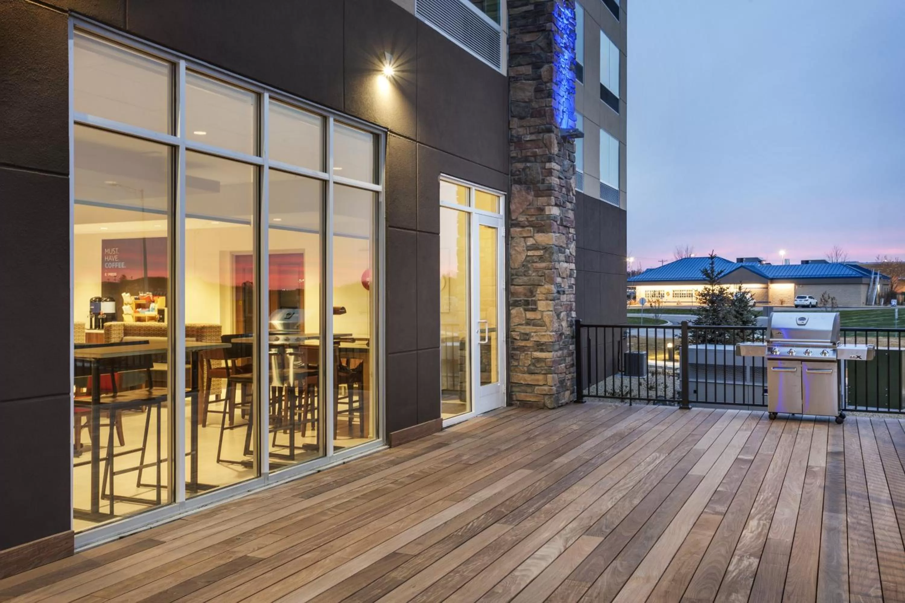 Fitness centre/facilities in Holiday Inn Express & Suites - Hudson I-94 by IHG