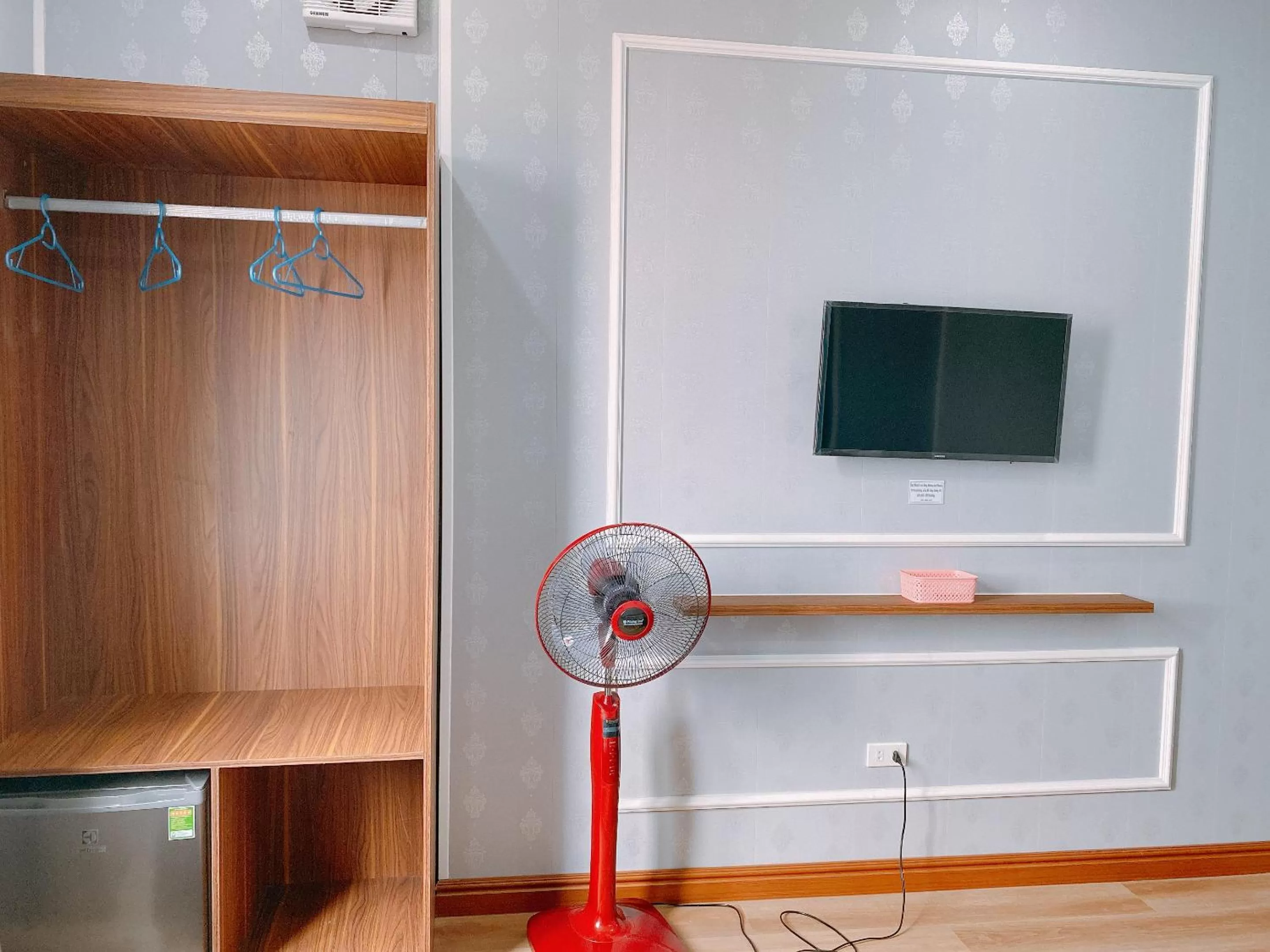 TV and multimedia in Đình Vũ 3 Motel