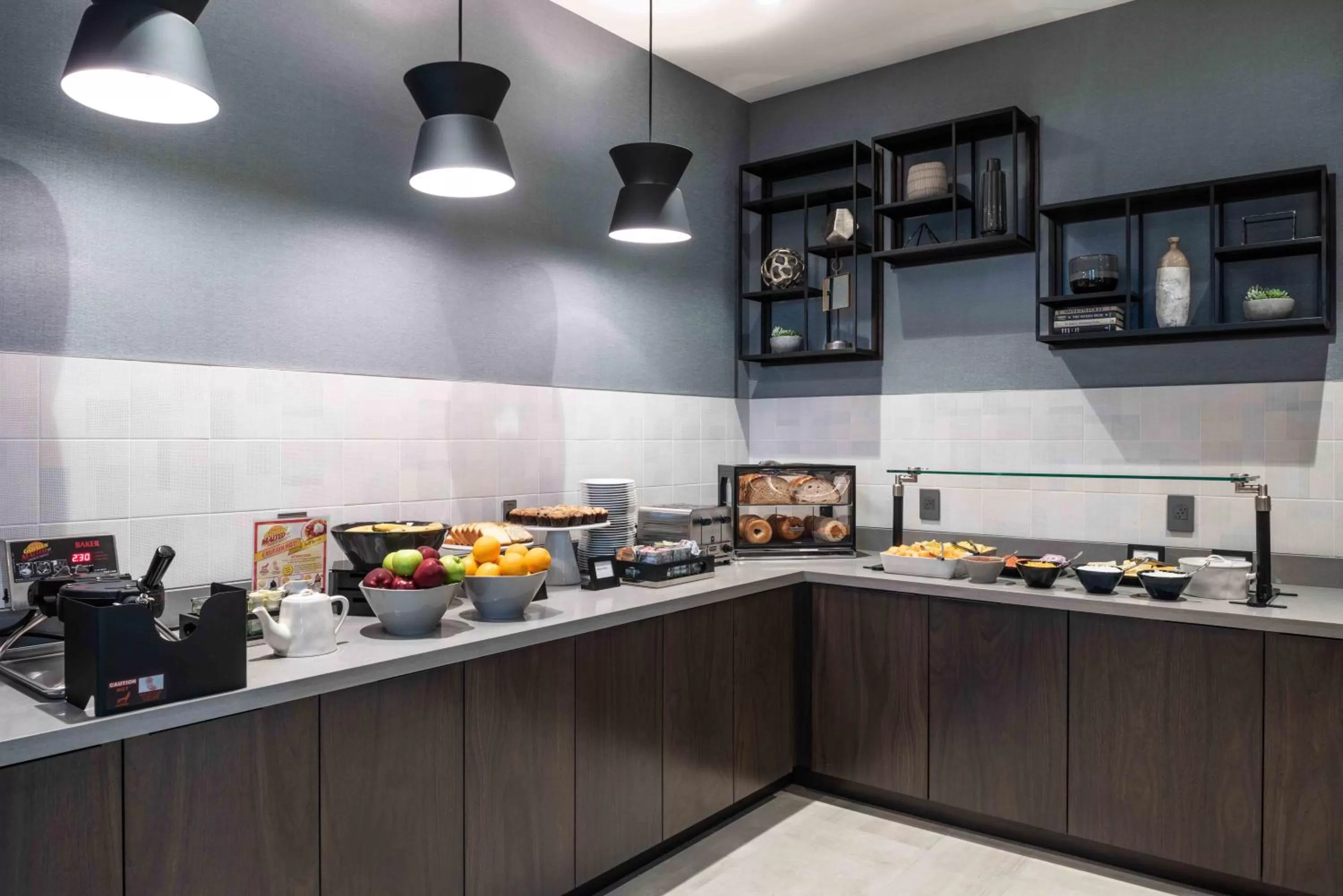 Breakfast in Staybridge Suites - Quincy by IHG