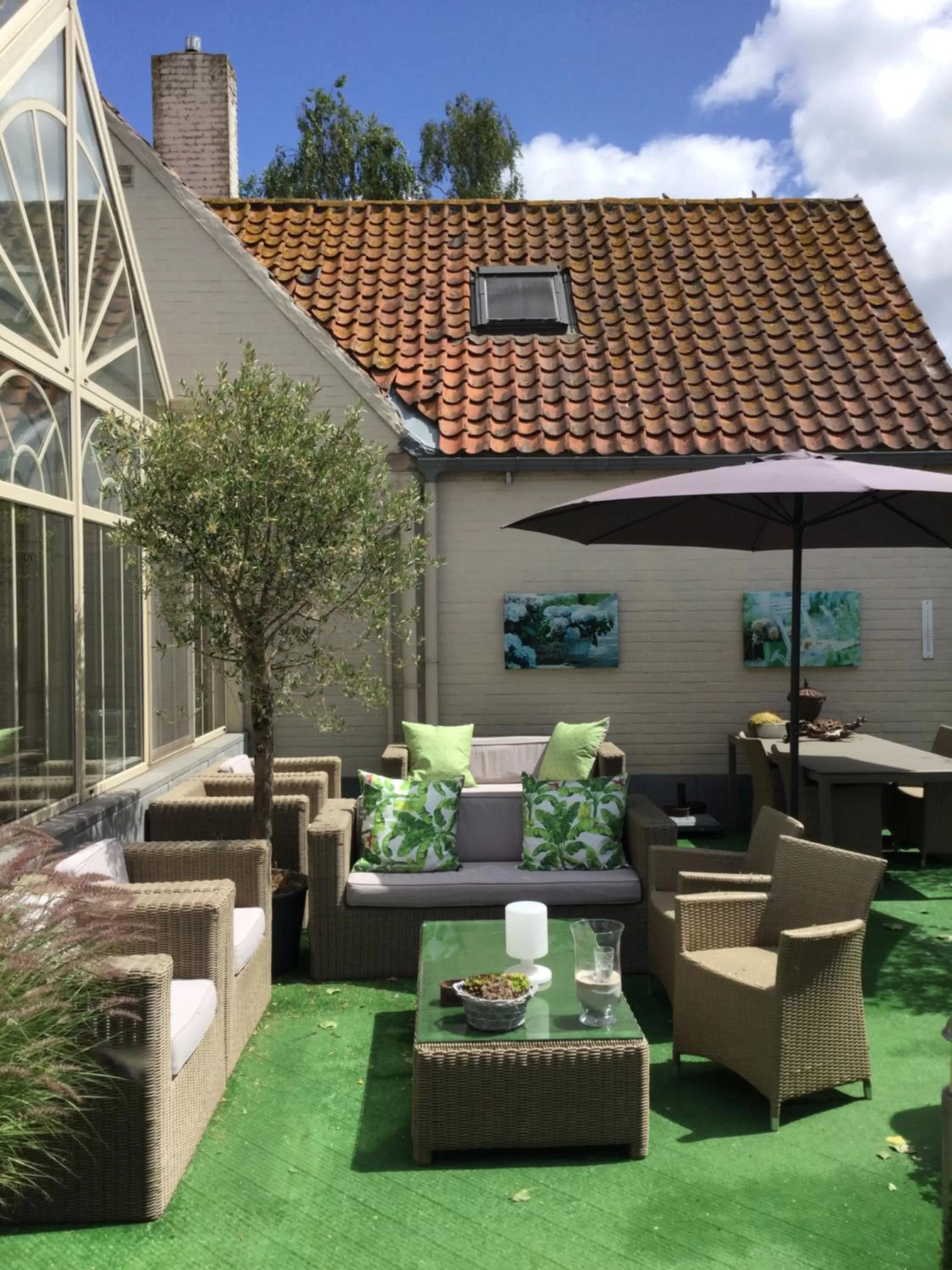 Lounge or bar in Boutique hotel Het Bloemenhof