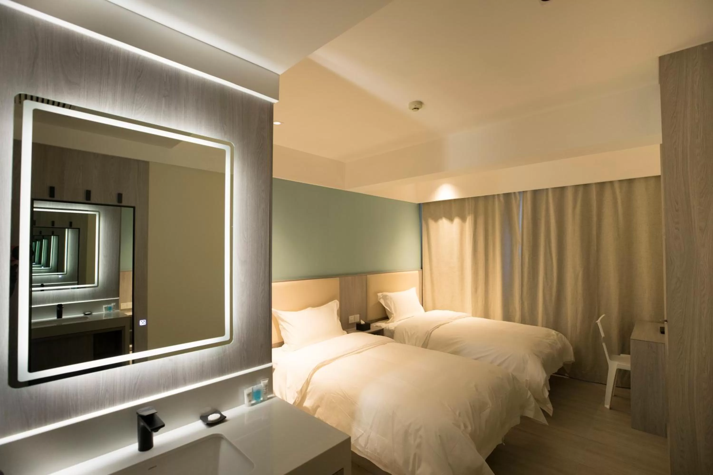 Seating area, Bed in Beijing Saga Hotel