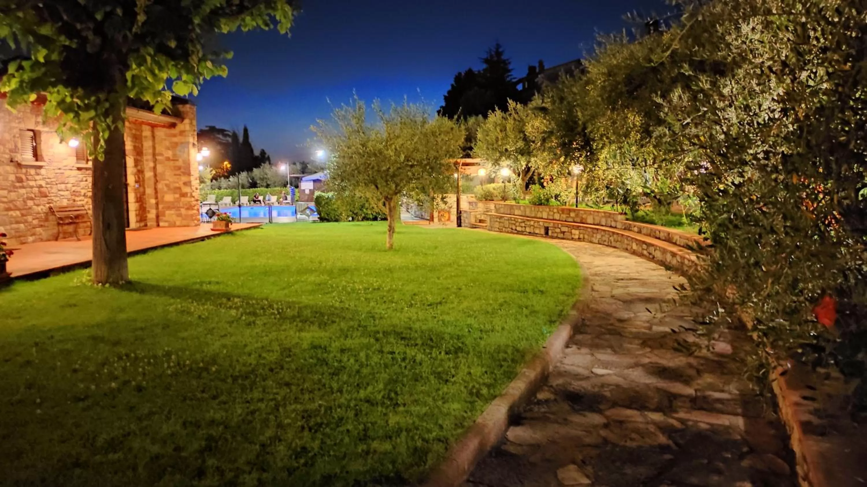 Garden in Hotel La Terrazza RESTAURANT & SPA