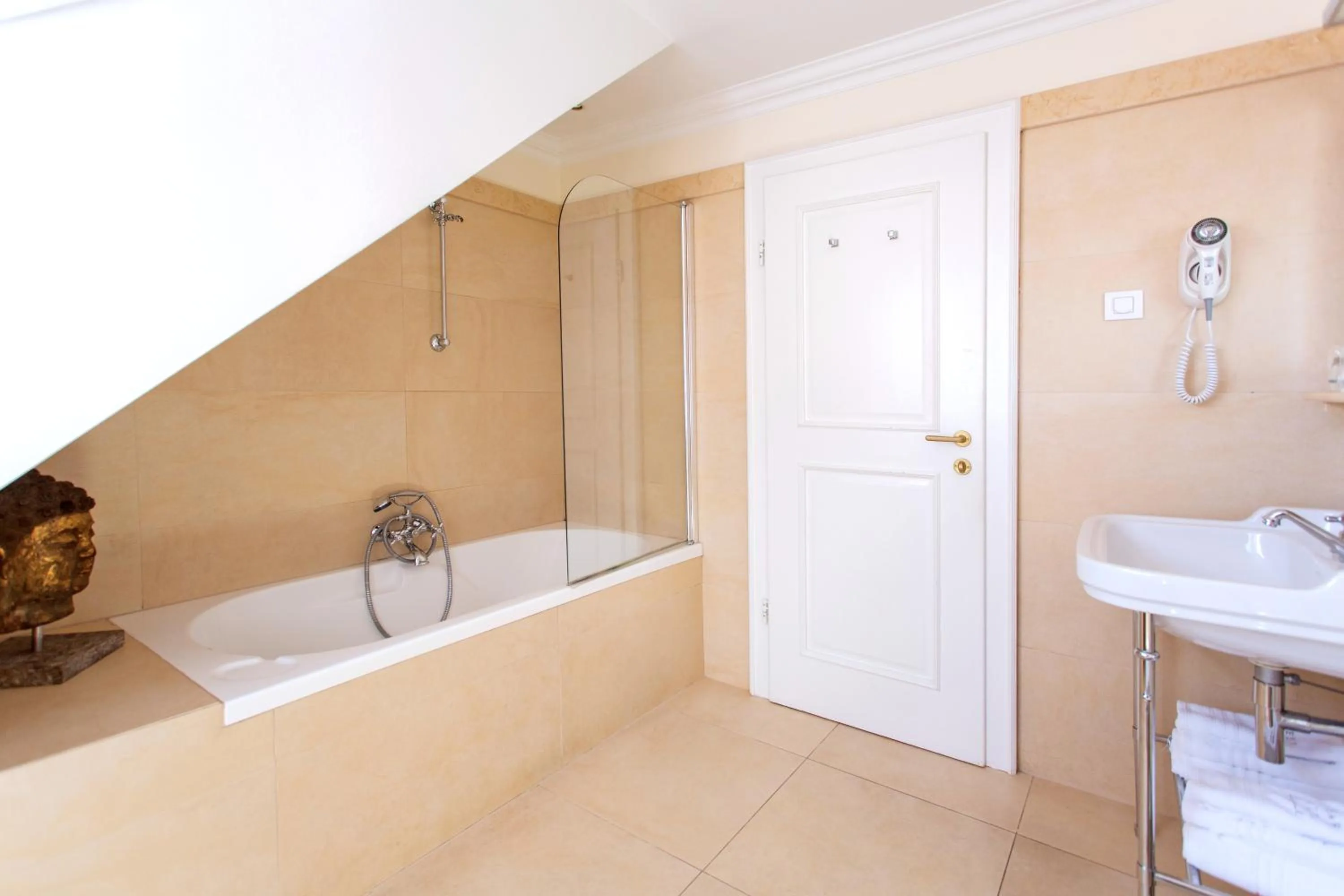 Lesar Hotel Angel - Member of Hip Hotels