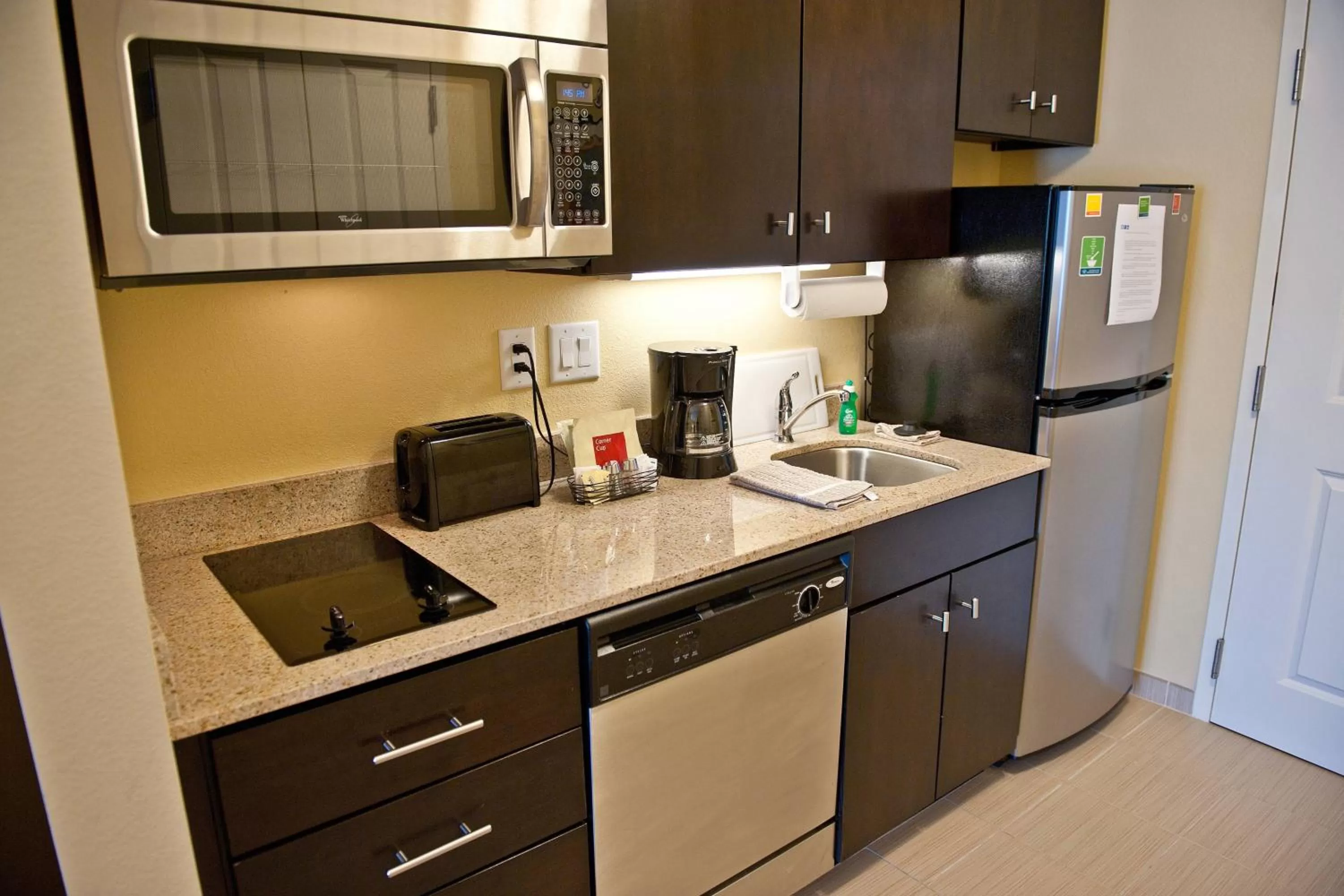 Kitchen or kitchenette in TownePlace Suites by Marriott Charlotte Mooresville