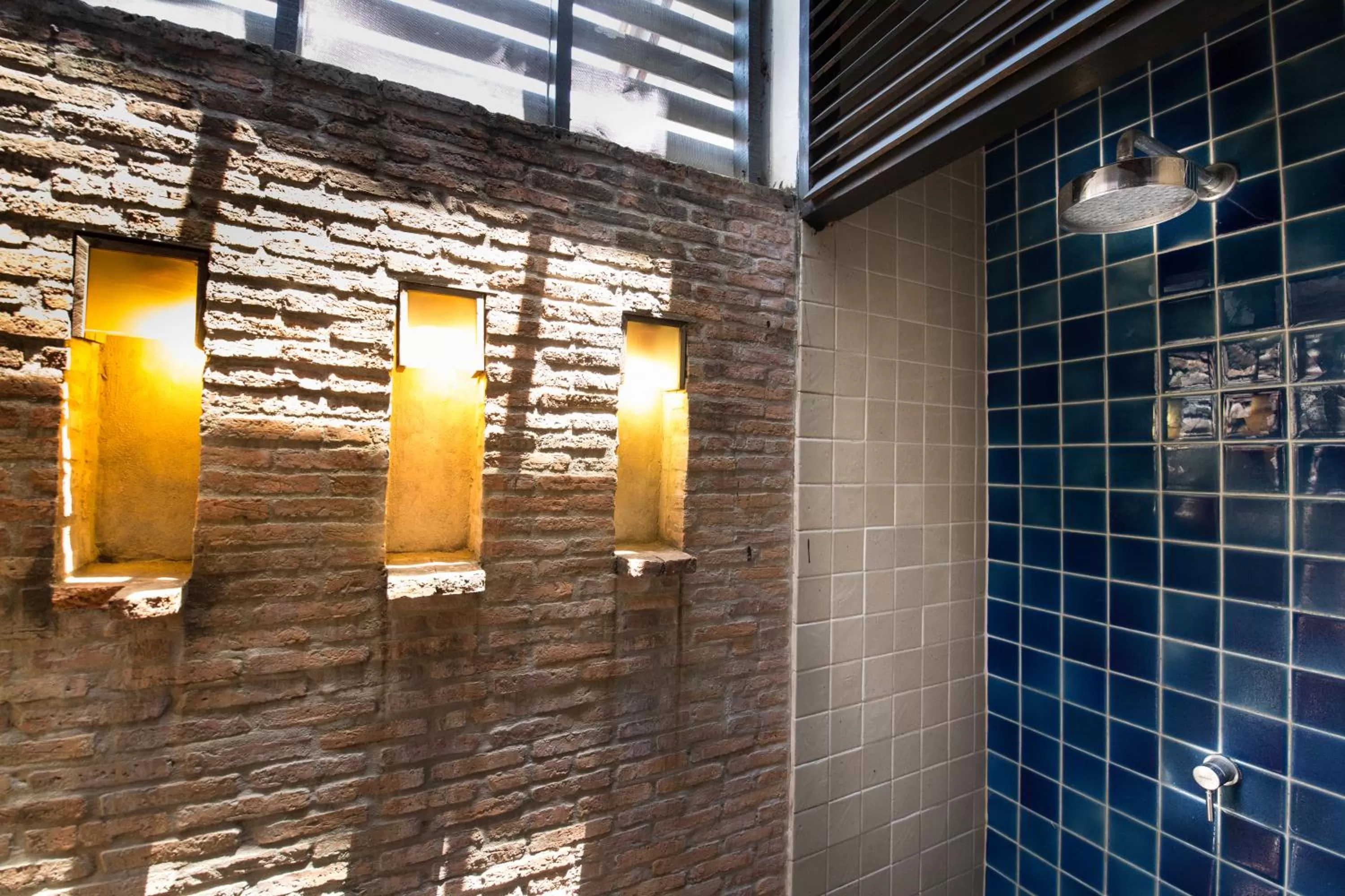 Property building in Tharaburi Resort