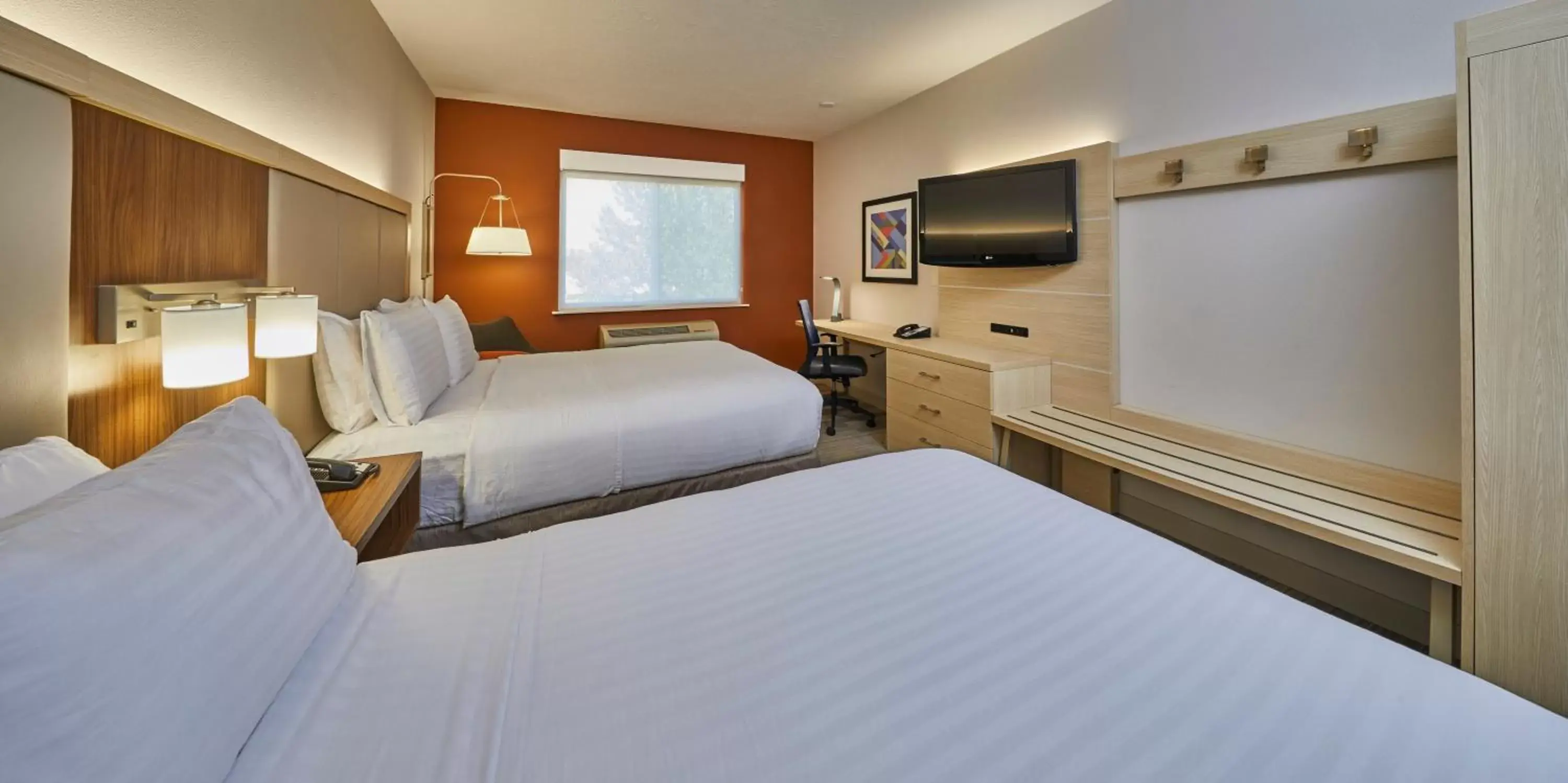 Holiday Inn Express Hotel & Suites Medford-Central Point by IHG Holiday Inn Express Hotel & Suites Medford-Central Point by IHG