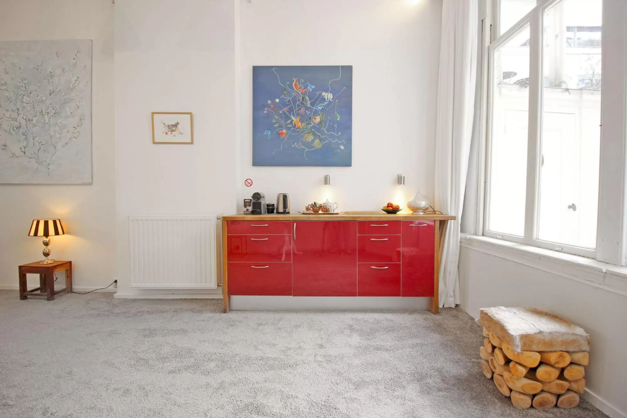 Kitchen or kitchenette in Cozy Jordaan canalhouse near Anne Frank House