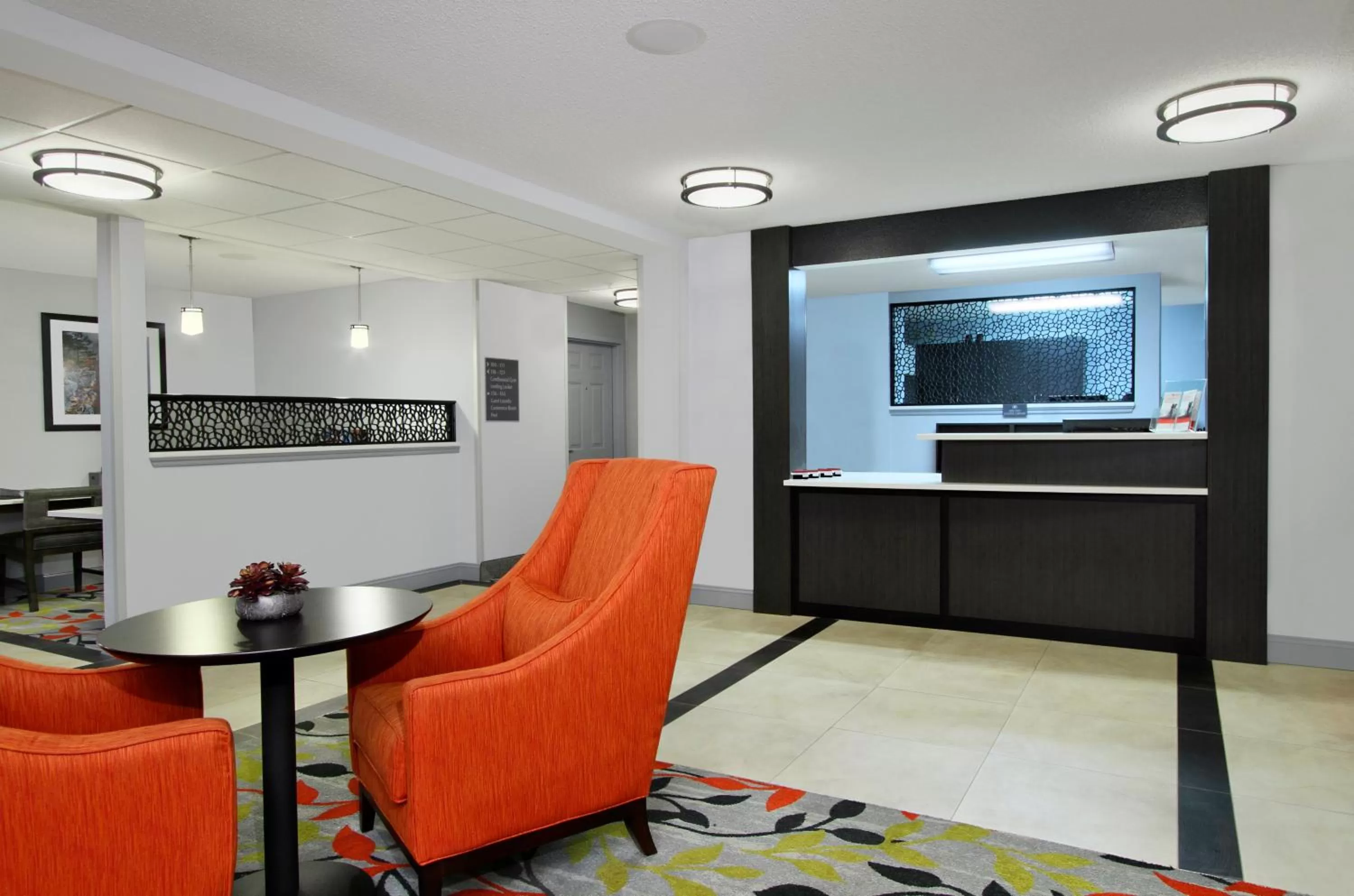 Lobby or reception in Candlewood Suites Rogers-Bentonville by IHG