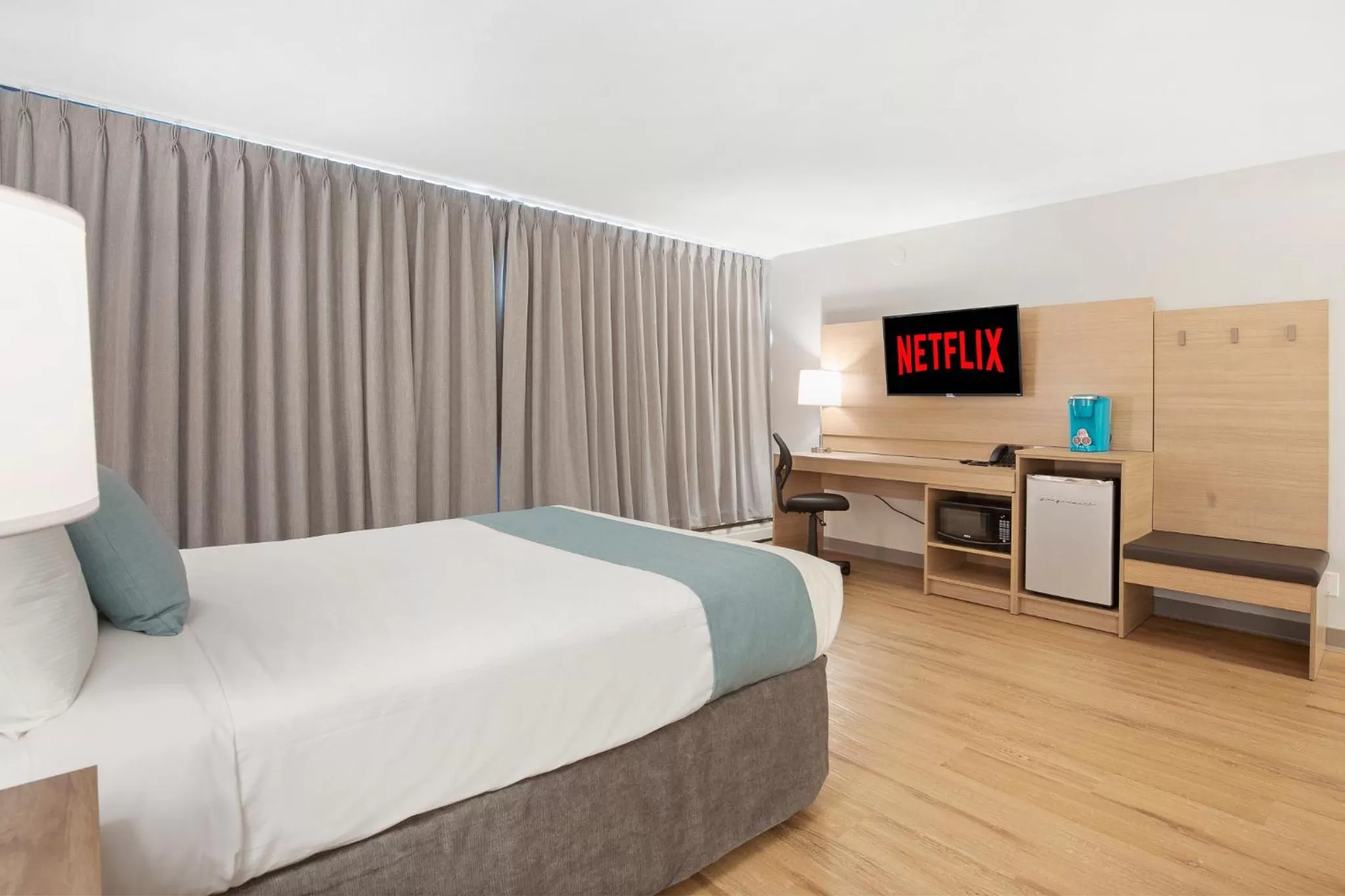 Bed in Highliner Hotel