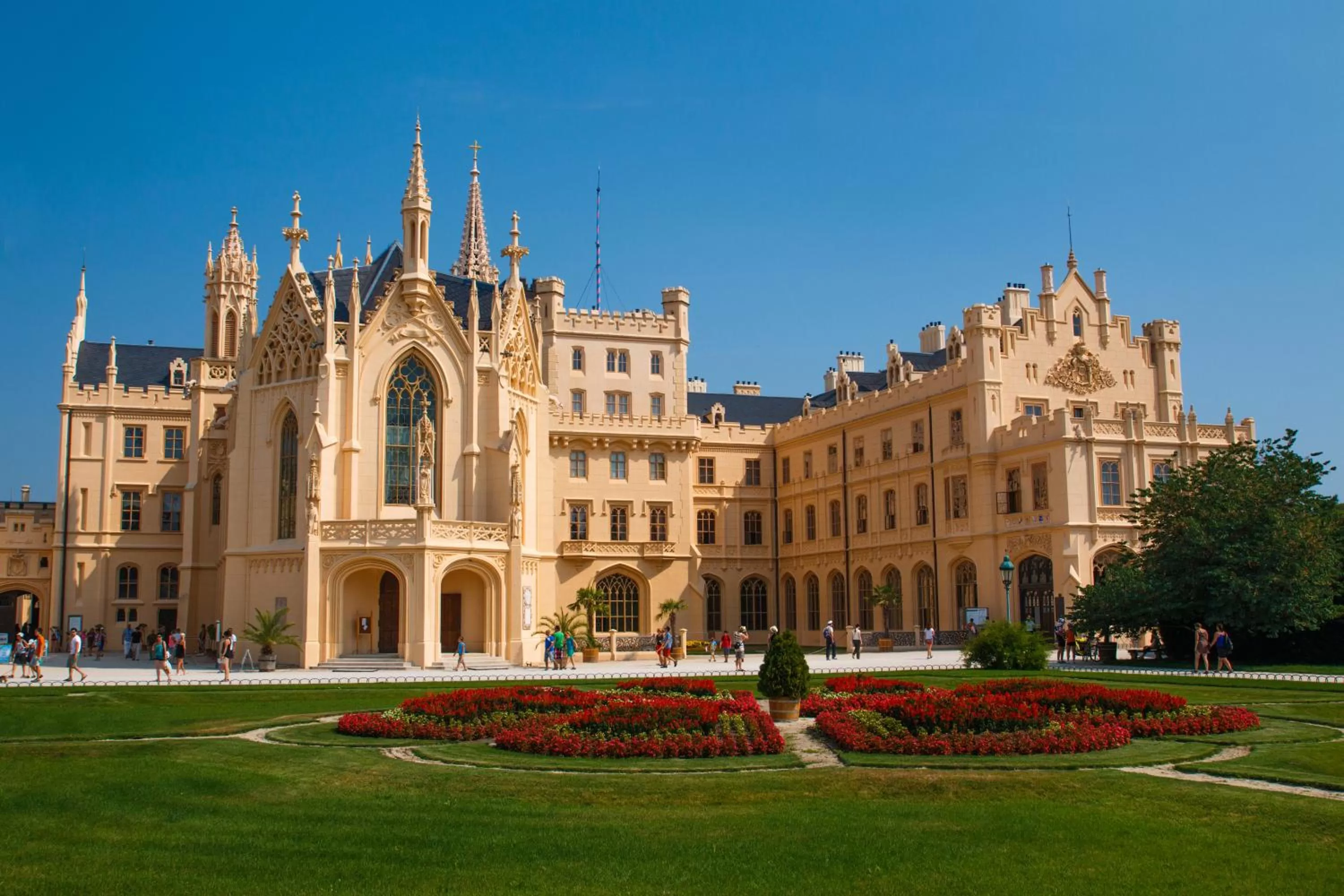 Nearby landmark in Wine & Wellness hotel Besední dům