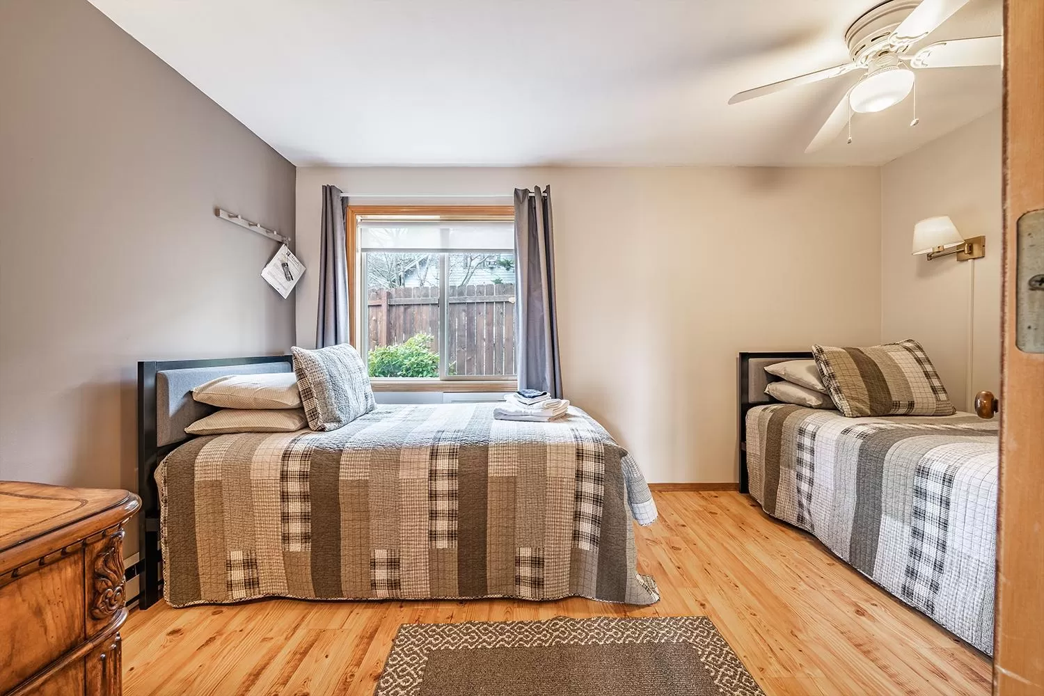 Bedroom, Bed in Abigail's Bed and Breakfast Inn