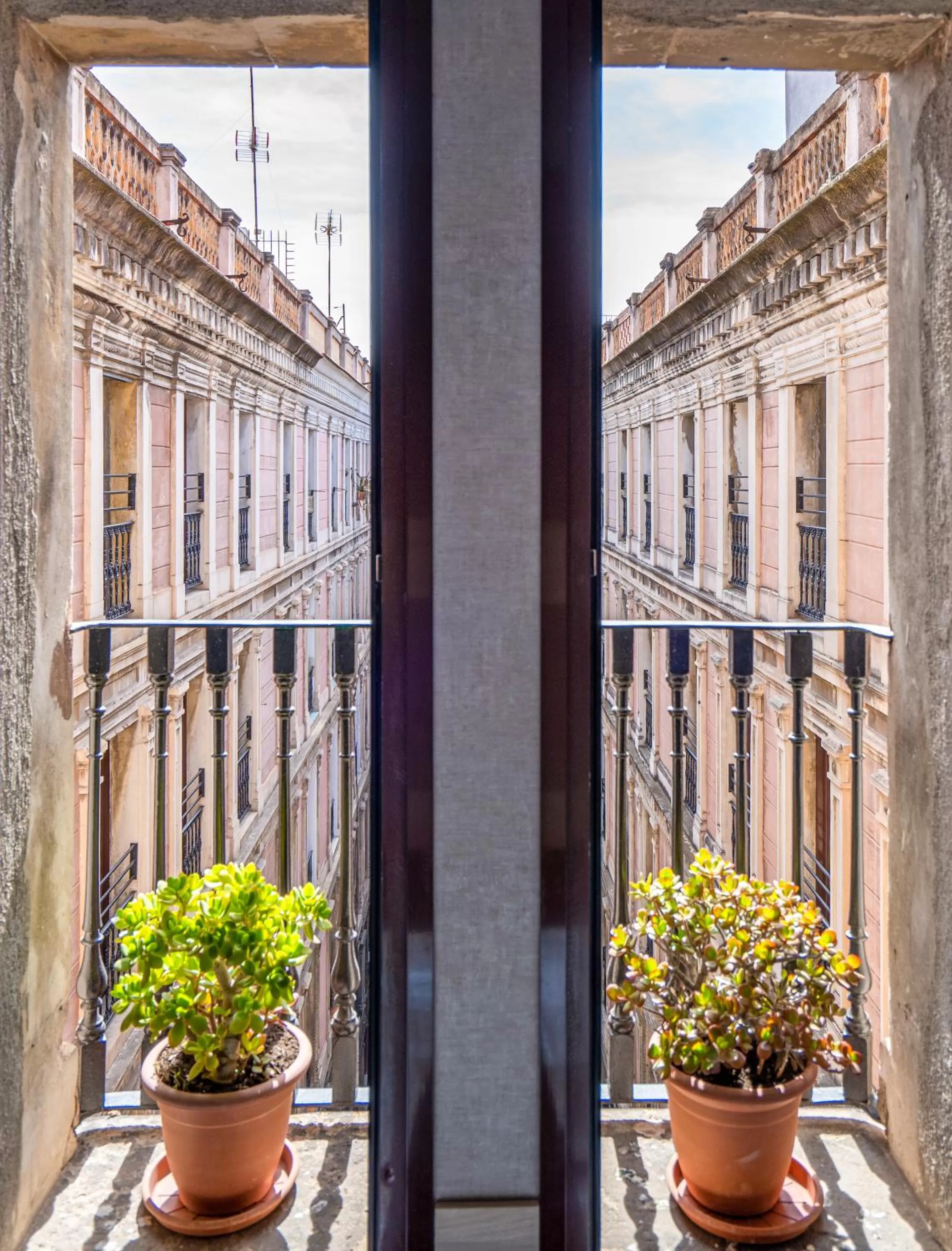 Street view in Hotel Rialto