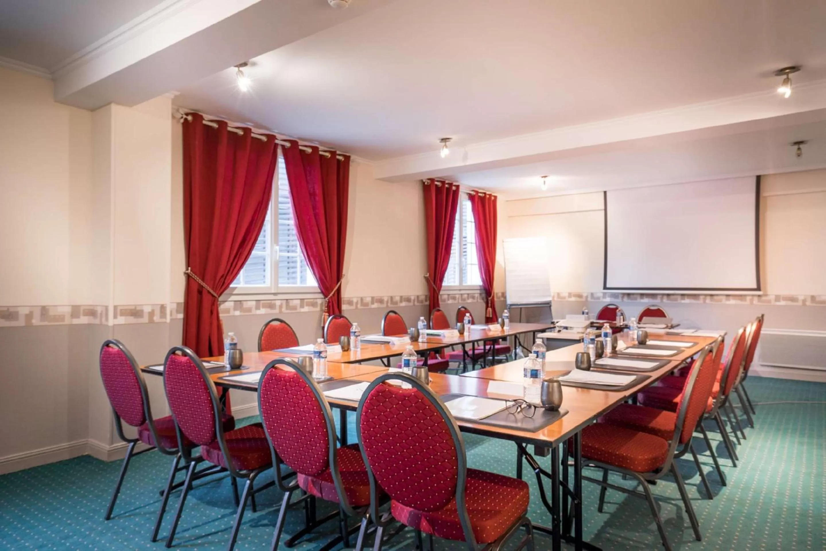 On site in Best Western Hotel Ile de France