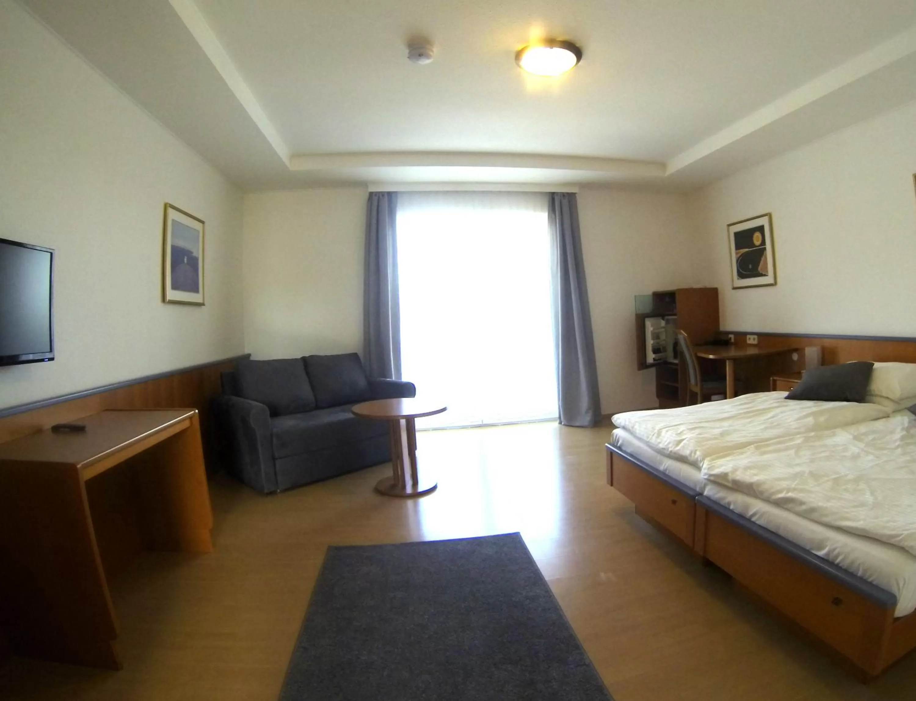 Photo of the whole room in Sporthotel Podersdorf