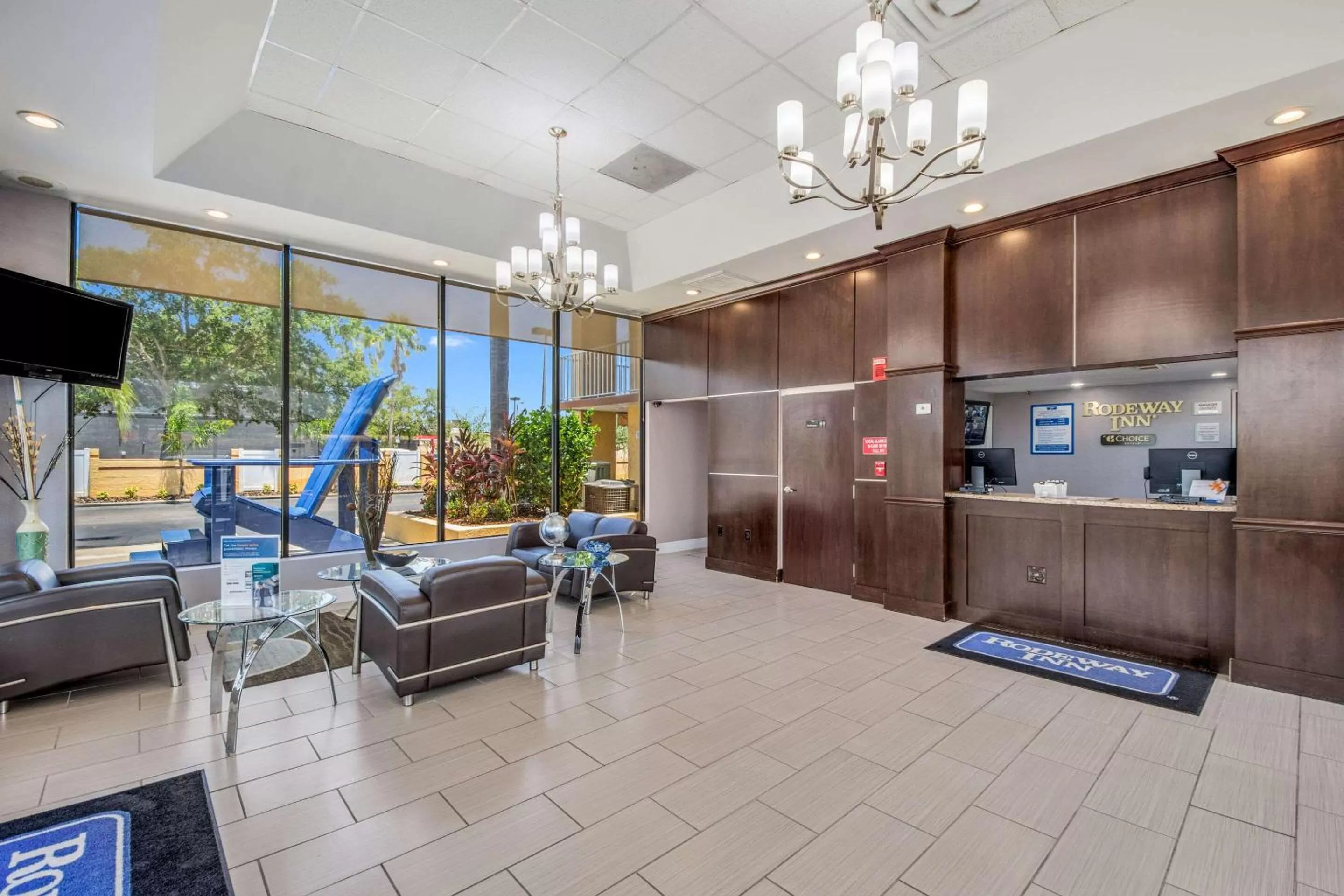 Lobby or reception in Rodeway Inn Port Richey North