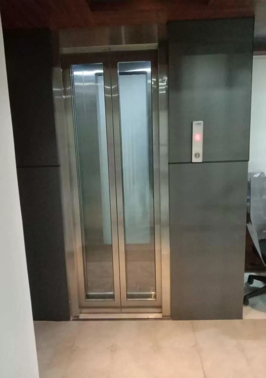 Area and facilities in Sharman Suites