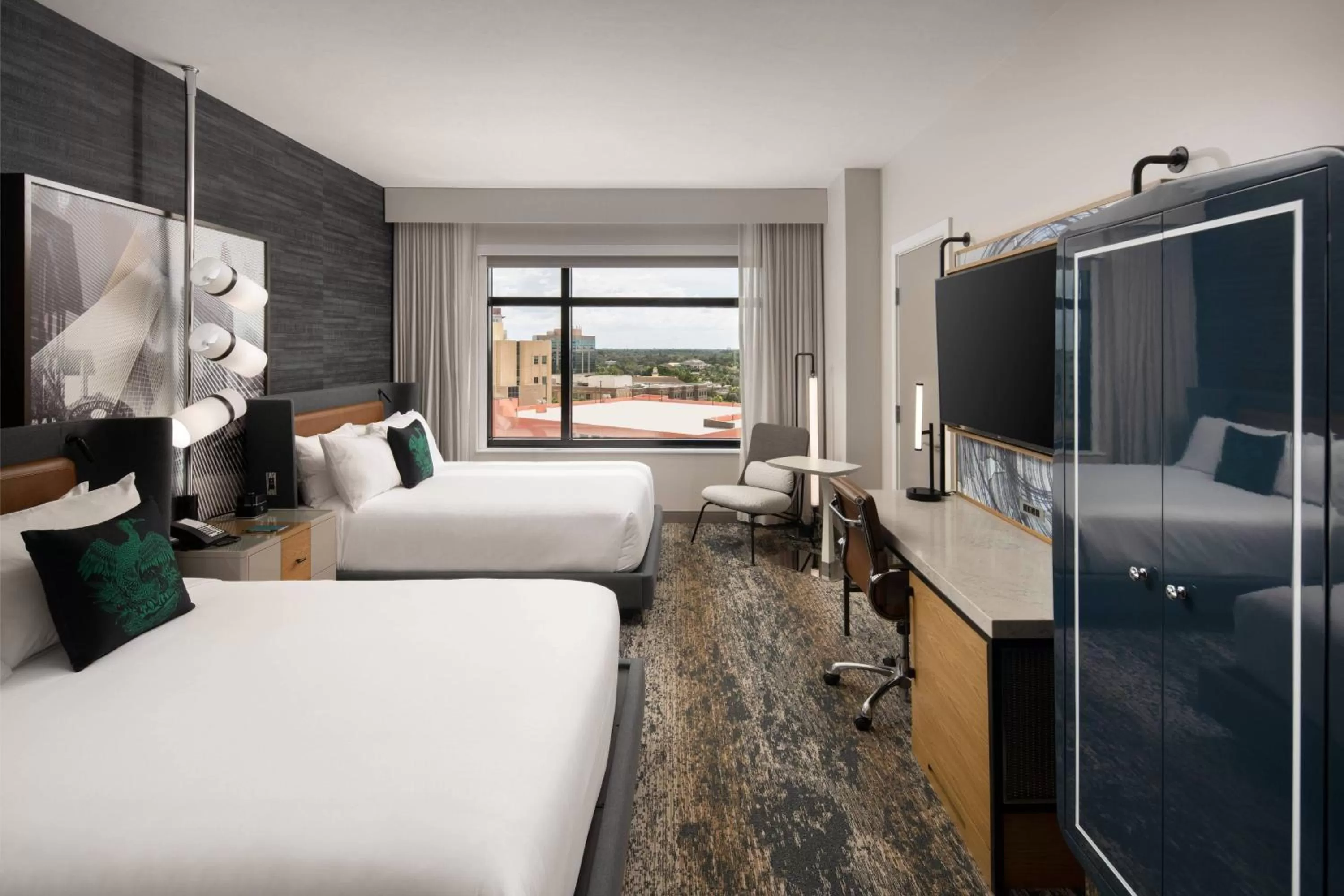 Bedroom, Bed in Luminary Hotel & Co., Autograph Collection