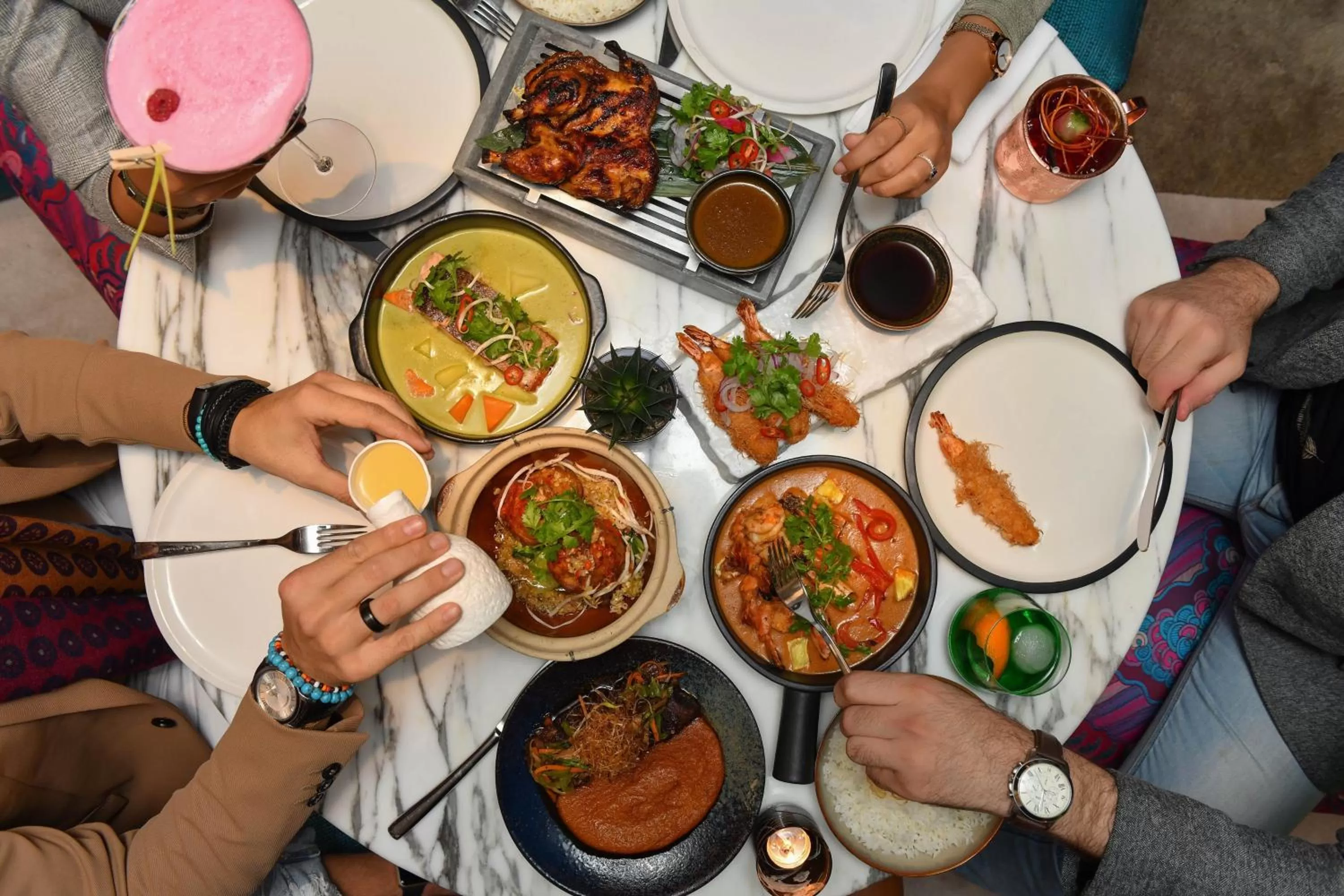 Restaurant/places to eat in W Amman Hotel