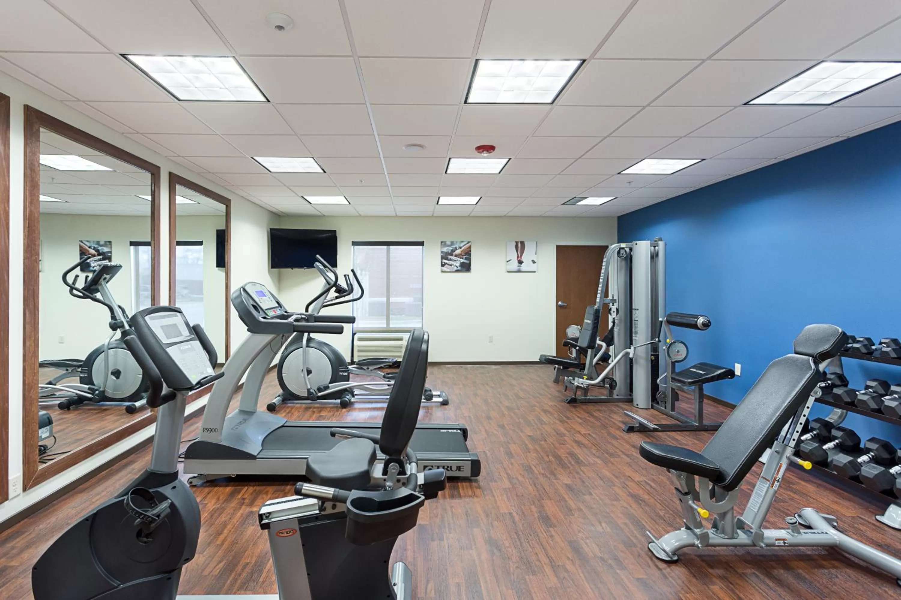 Fitness centre/facilities in Comfort Inn & Suites Zachary