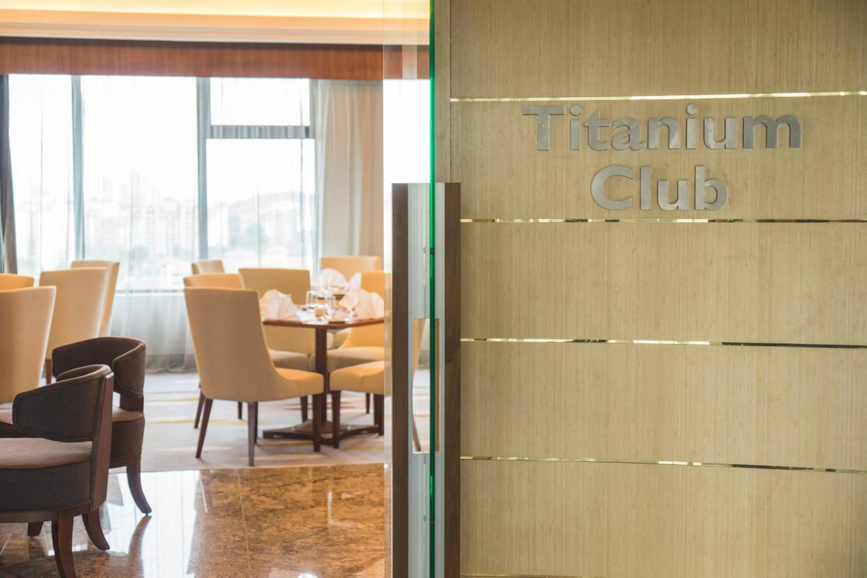 Restaurant/places to eat in Zenith Hotel Putrajaya