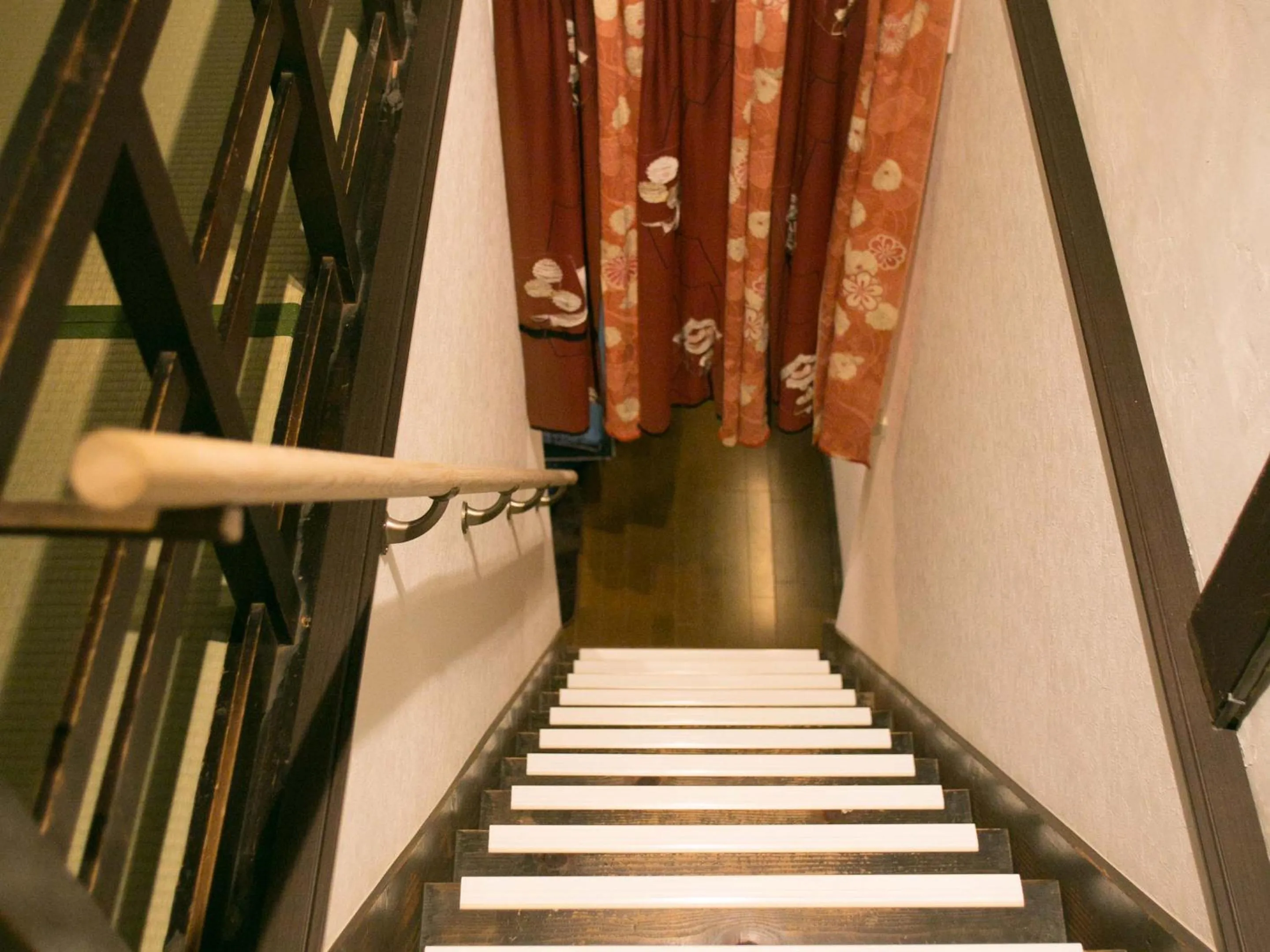 Area and facilities in Guesthouse HANA Nishijin