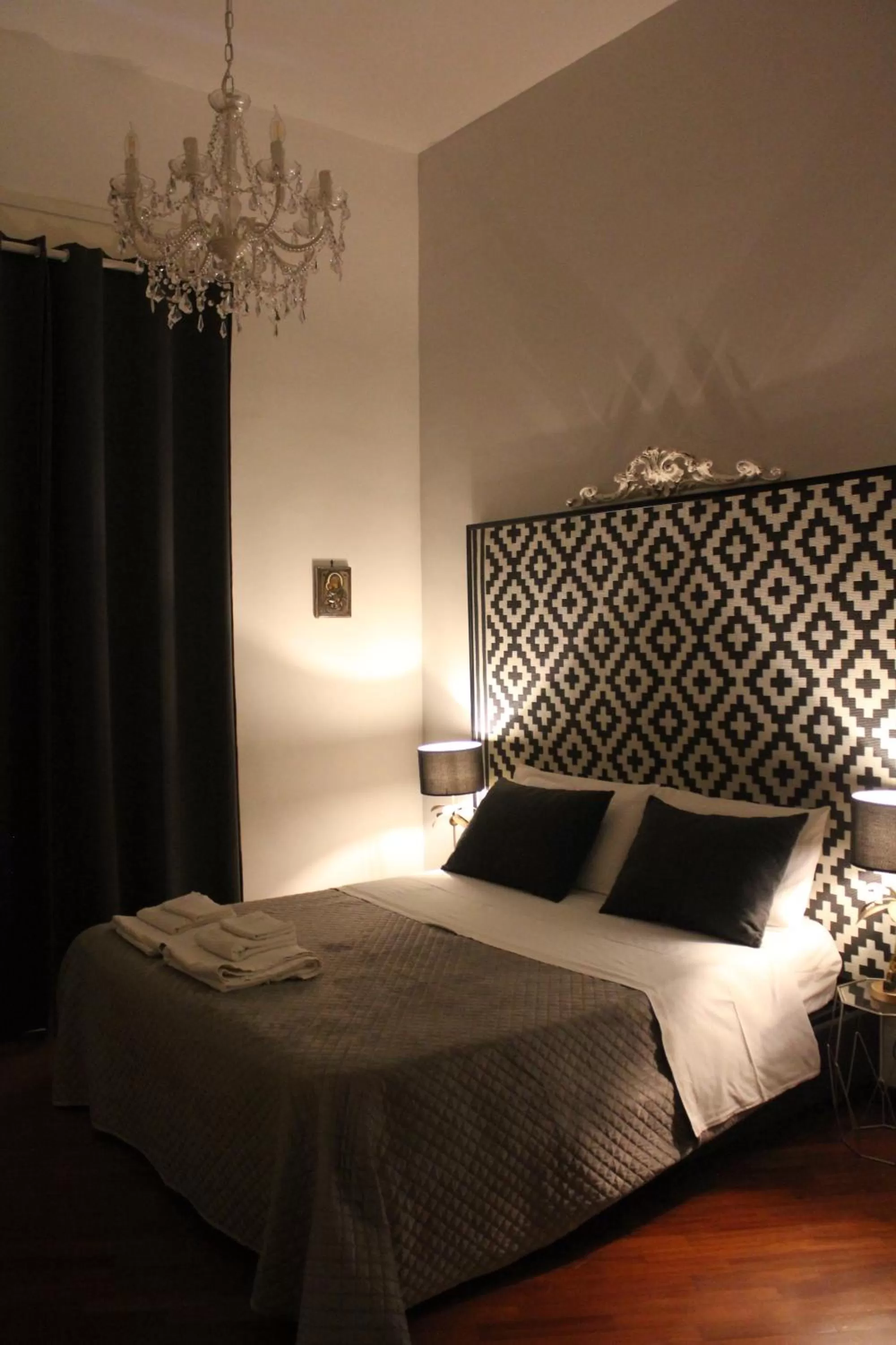 Bed in RealPartenope B&B 284