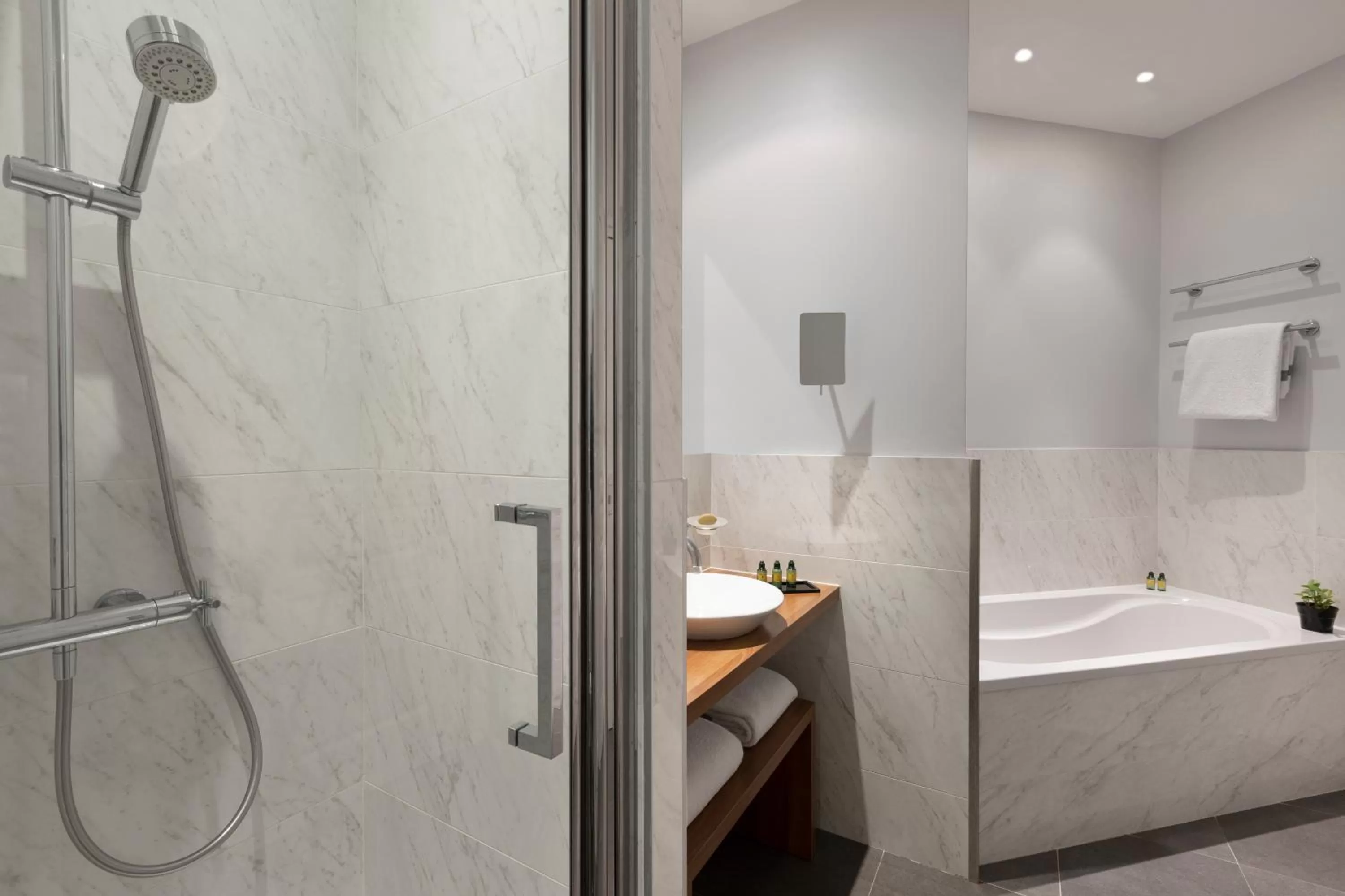 Bathroom in Château Belmont Tours by The Crest Collection