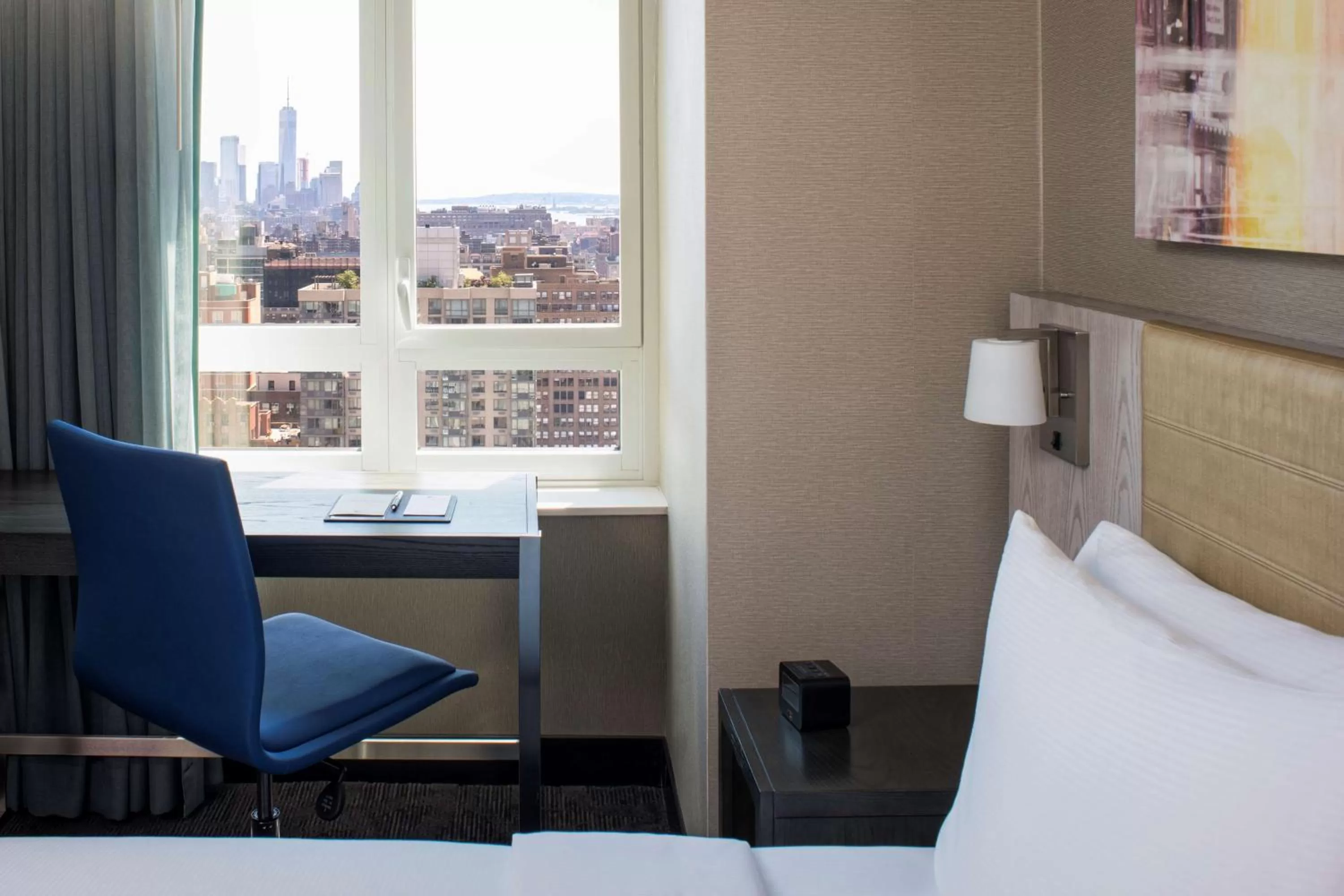 Bedroom, Bed in Doubletree By Hilton New York Times Square West