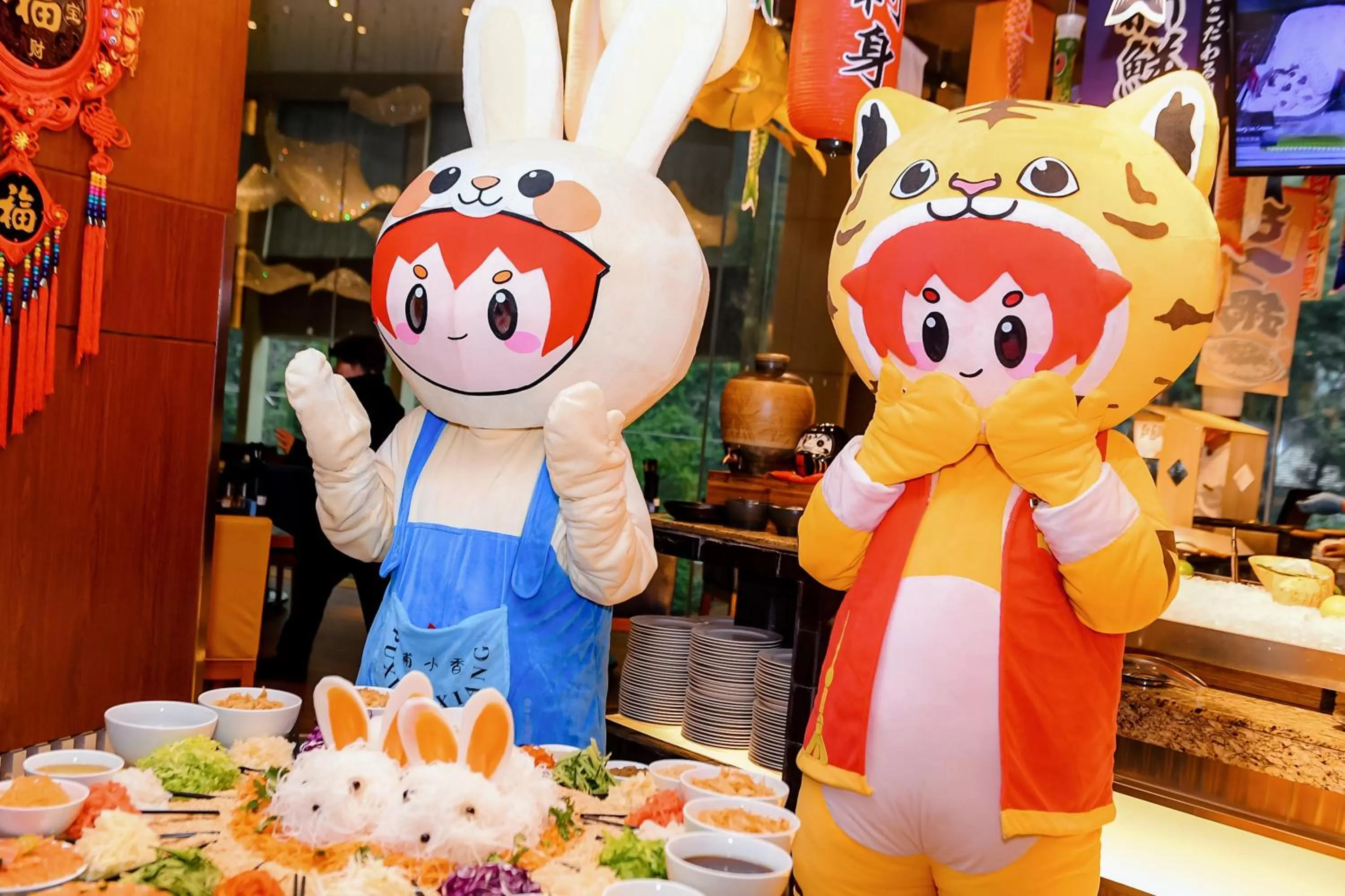 children in Pudong Shangri-La, Shanghai