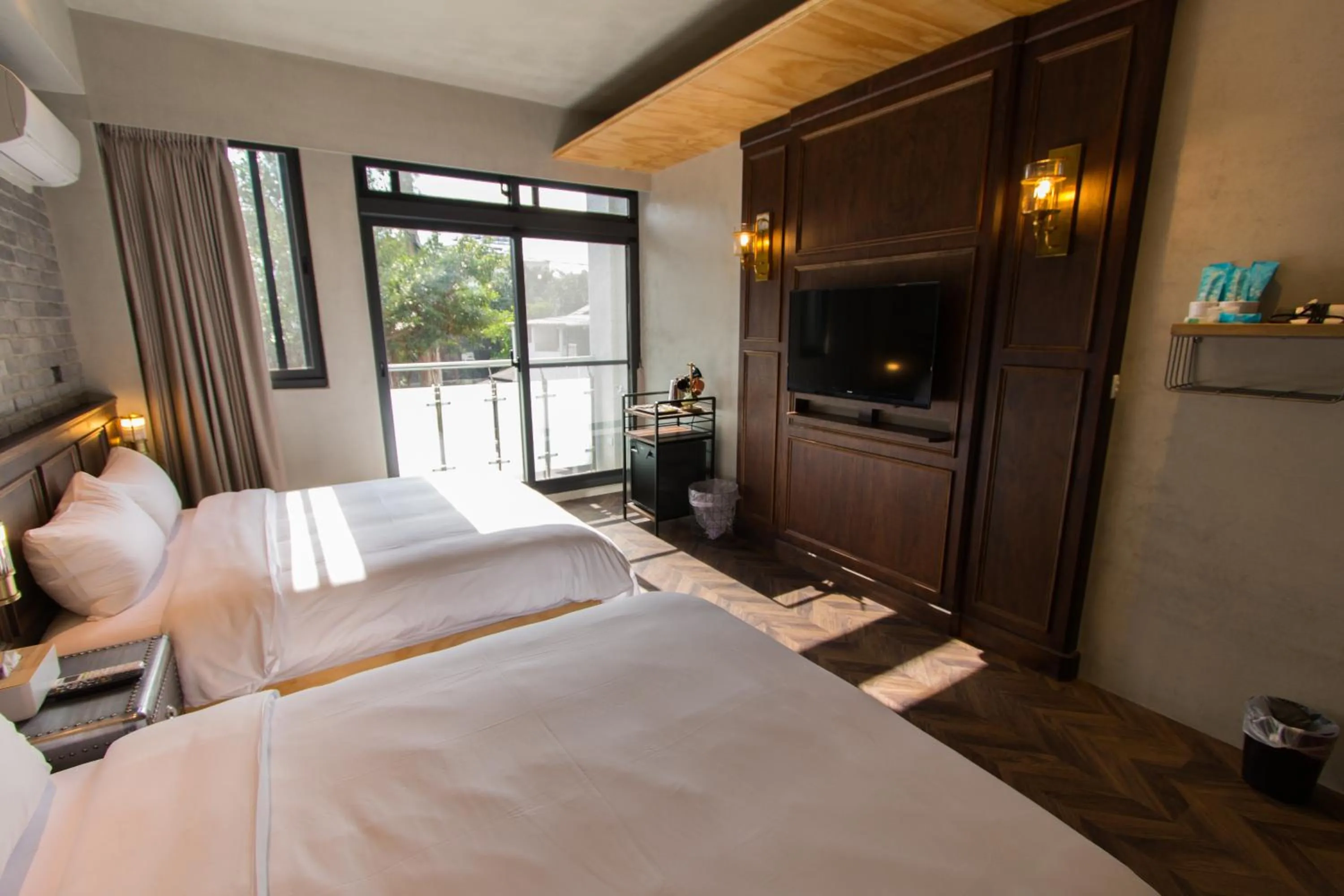 Photo of the whole room, Bed in We Love Inn