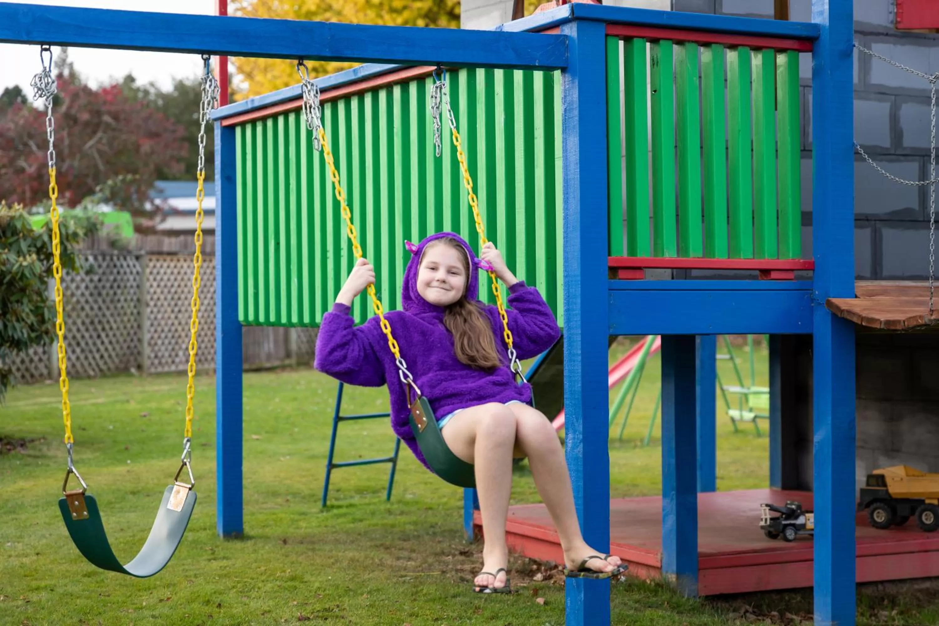 Children play ground in Alpine View Motel
