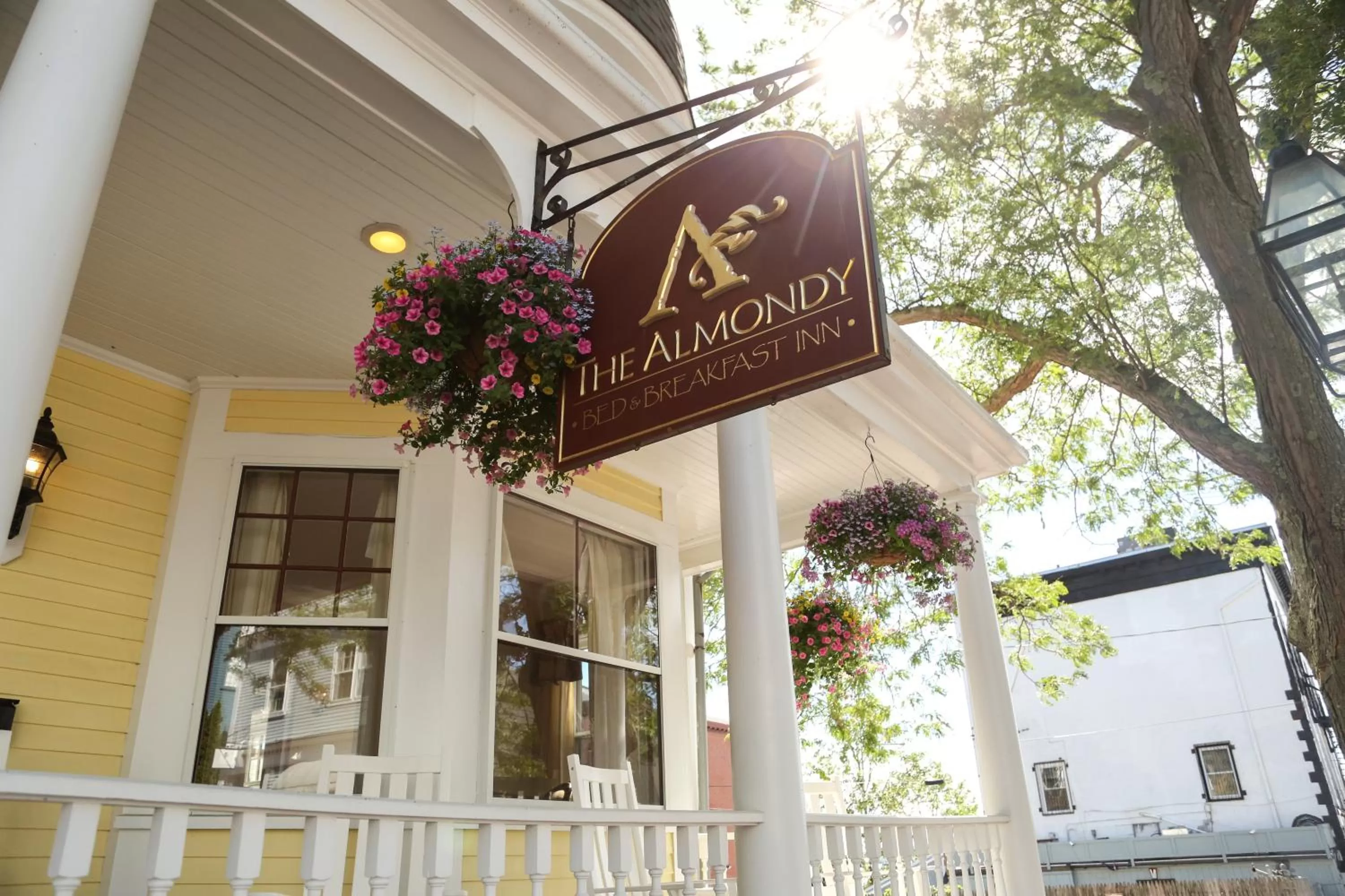 Property building in Almondy Inn Bed & Breakfast