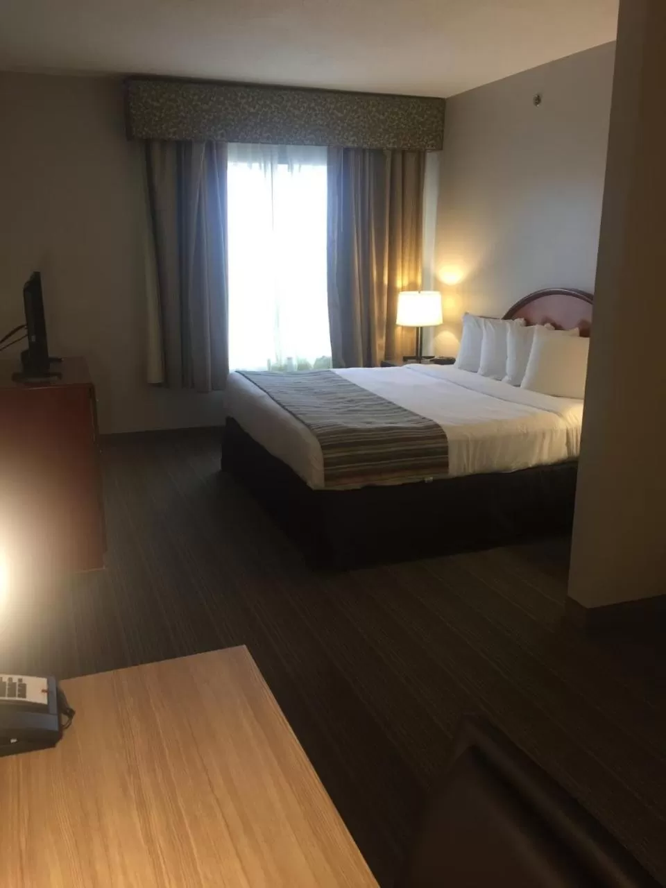 Bedroom, Bed in Country Inn & Suites by Radisson, Brockton (Boston), MA