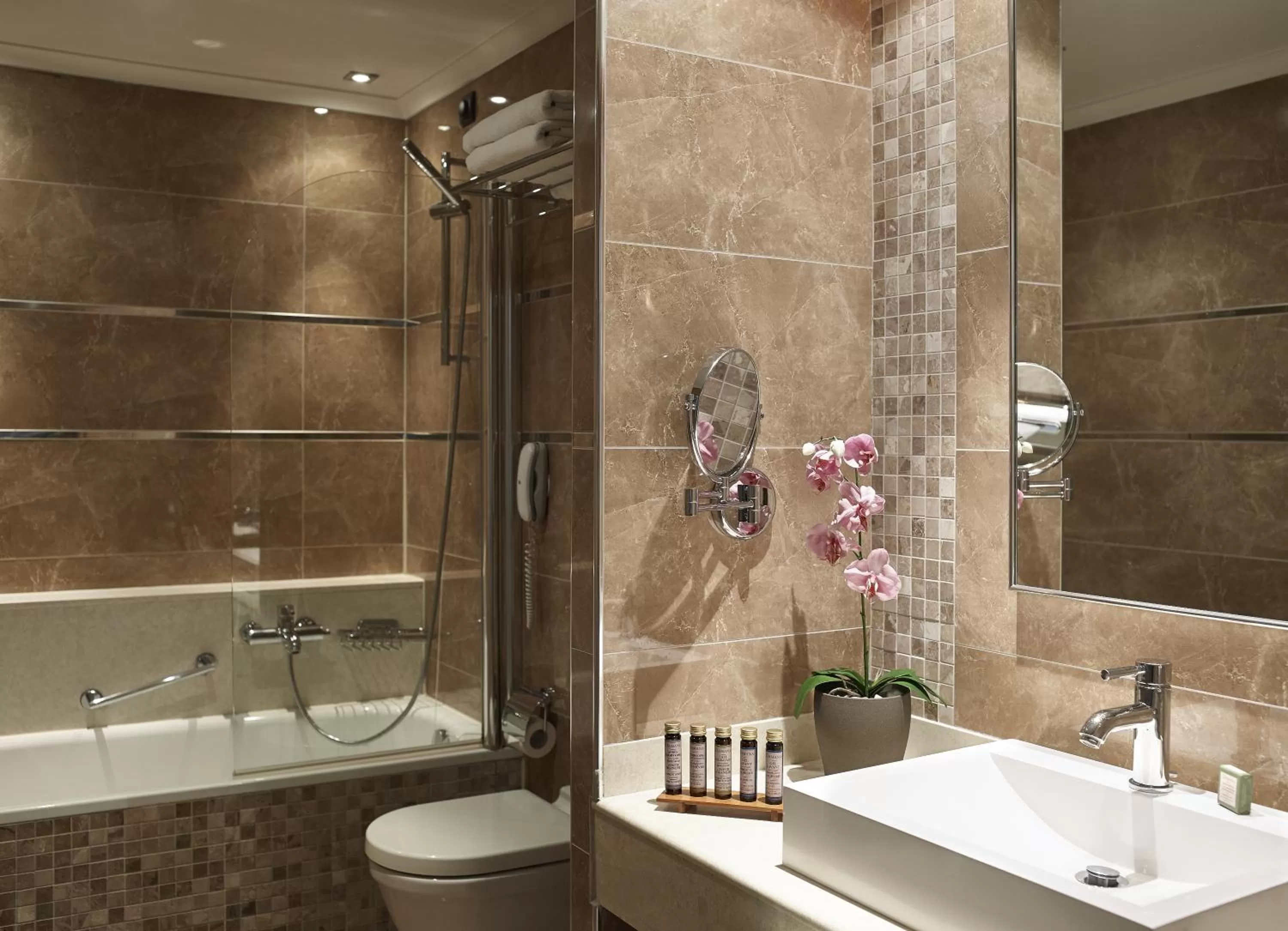 Shower in Anatolia Hotel