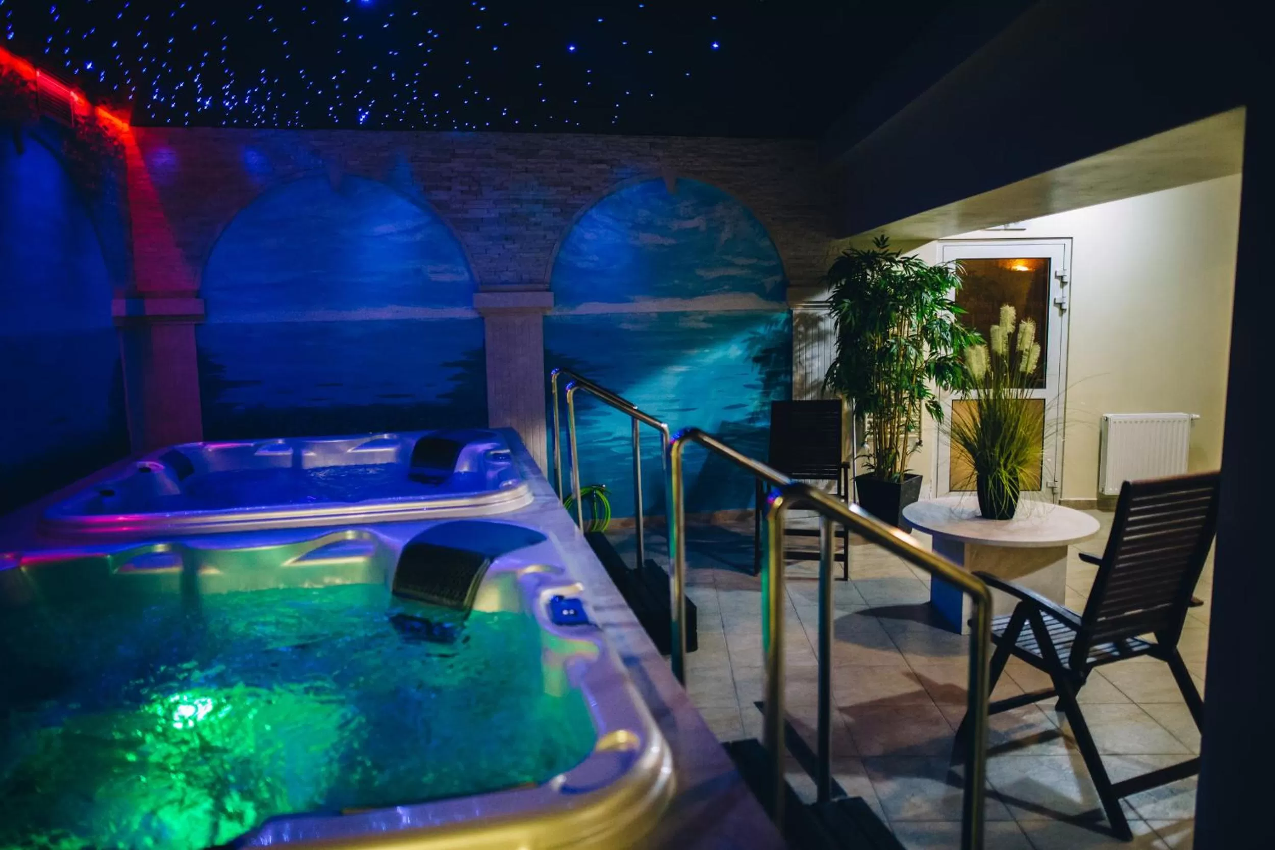 Hot Tub in Hotel Forum Fitness Spa & Wellness