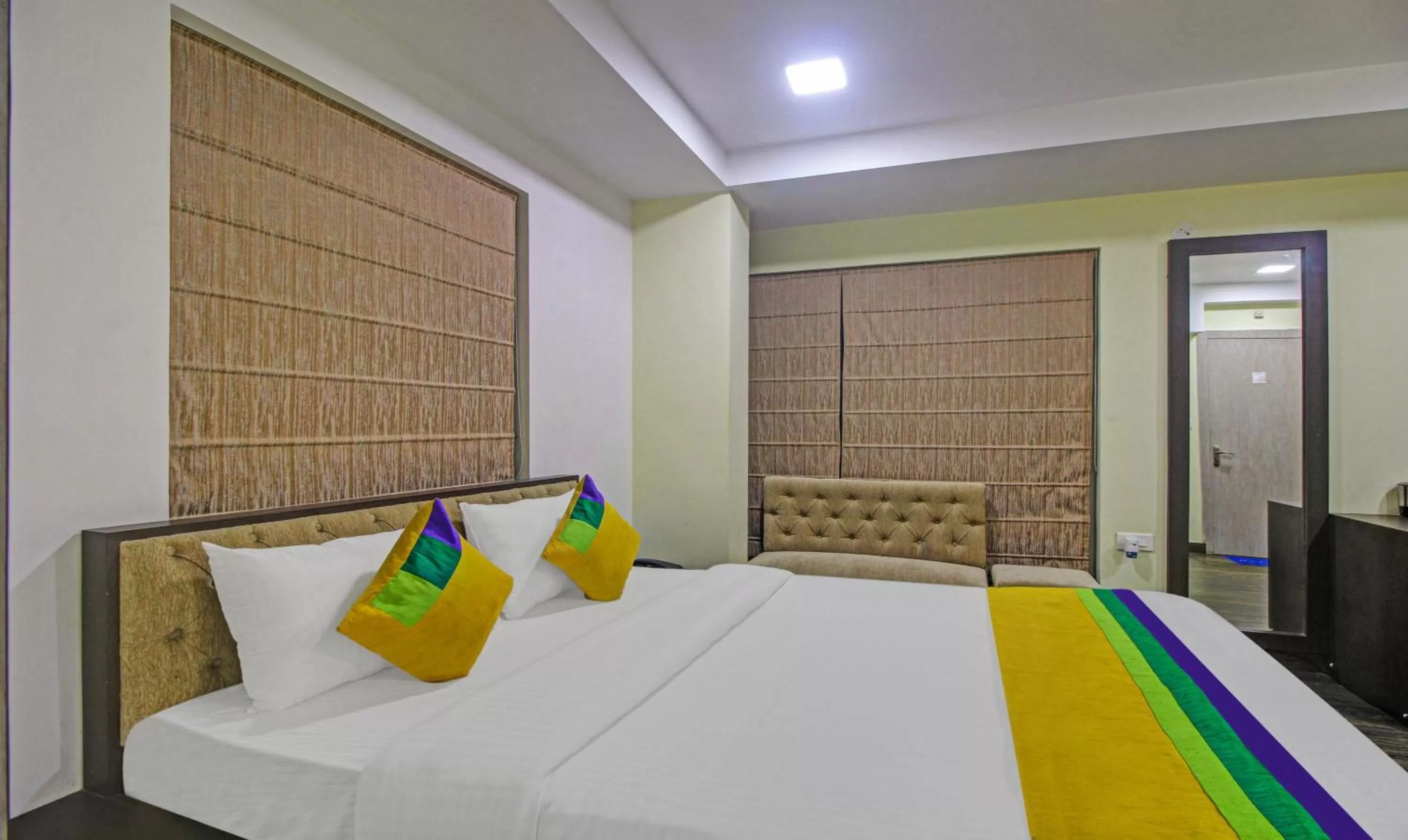 Bedroom, Bed in Itsy Hotels Reotel Near Rabindra Sarobar