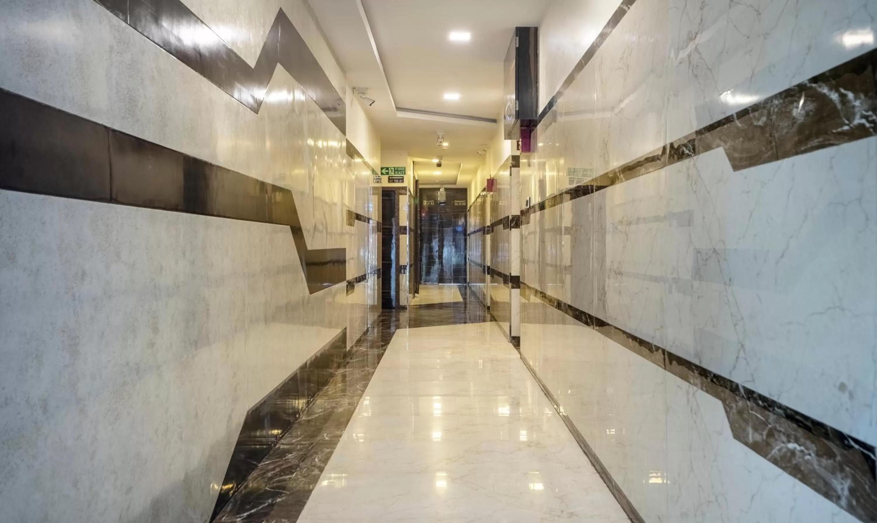 Floor plan in Treebo Zaid International Powai