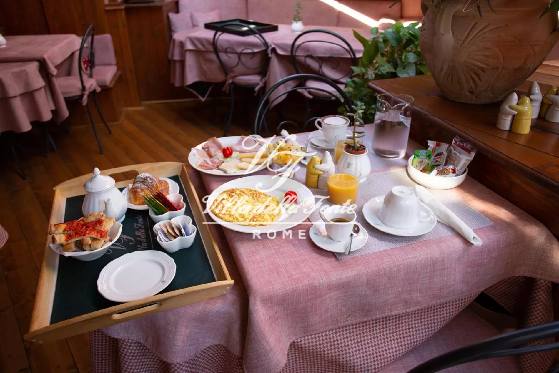Food in Villa della Fonte