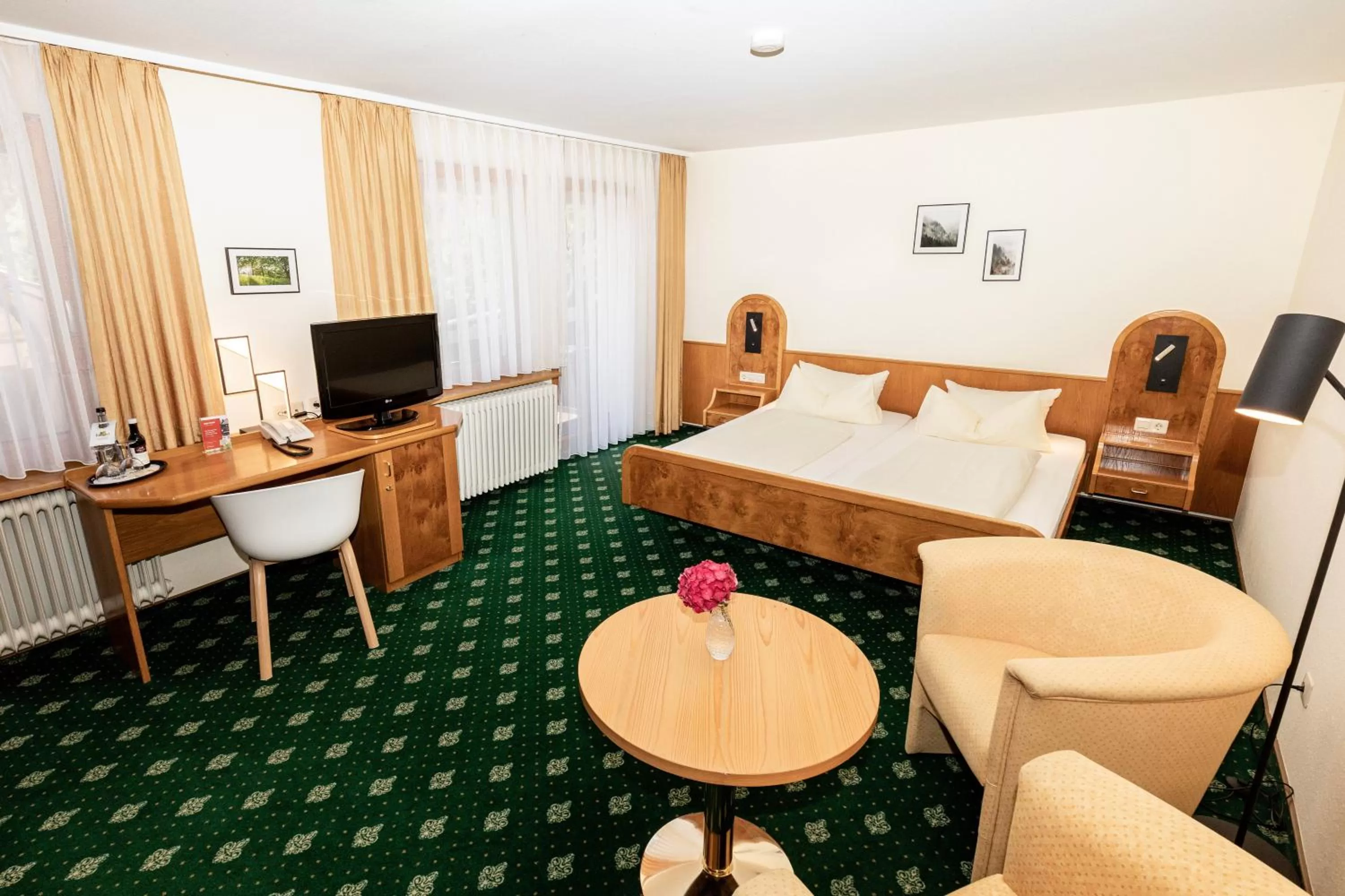 TV and multimedia, Bed in Landhaus Lauble