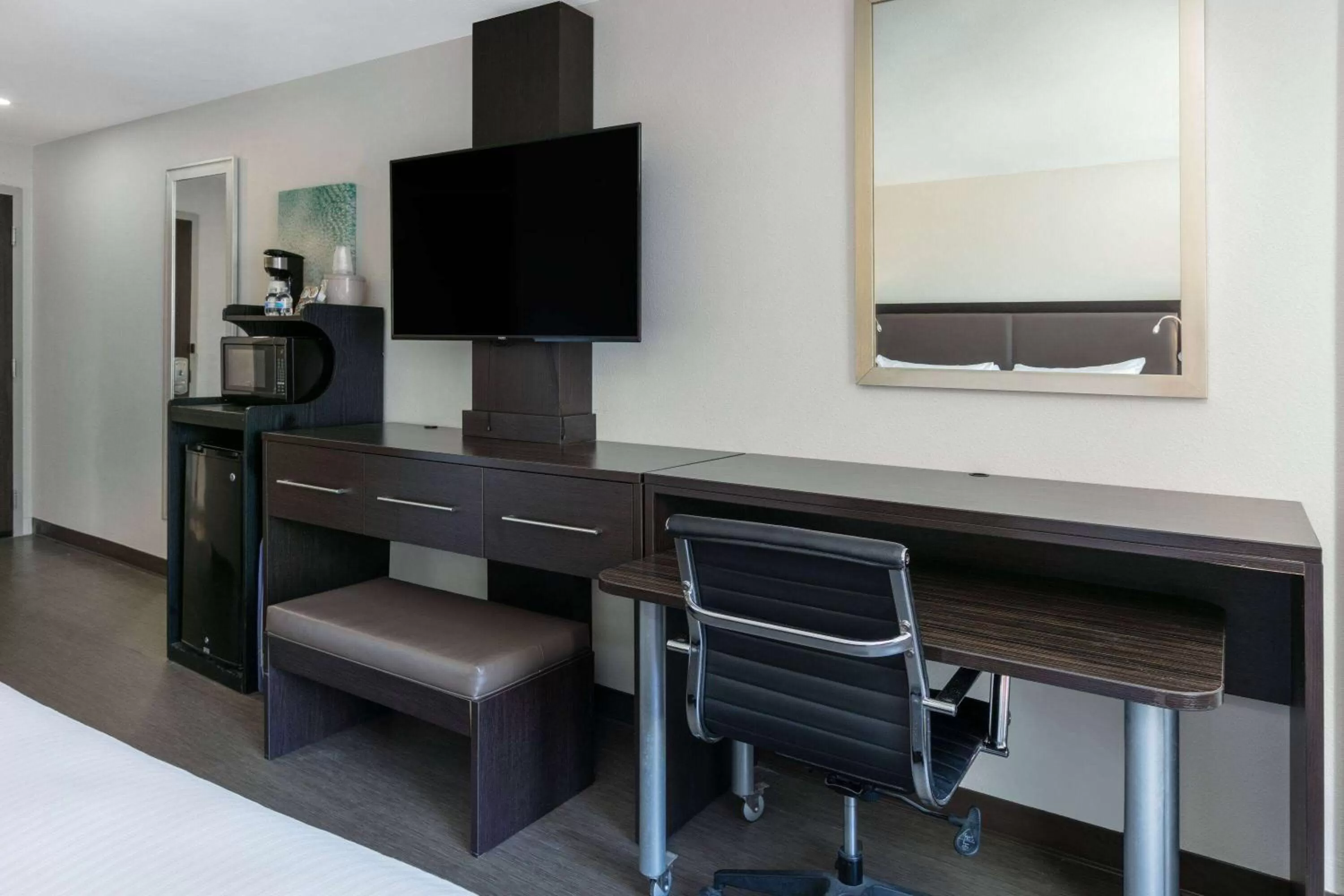 Photo of the whole room in Wyndham Corpus Christi Resort North Padre Island